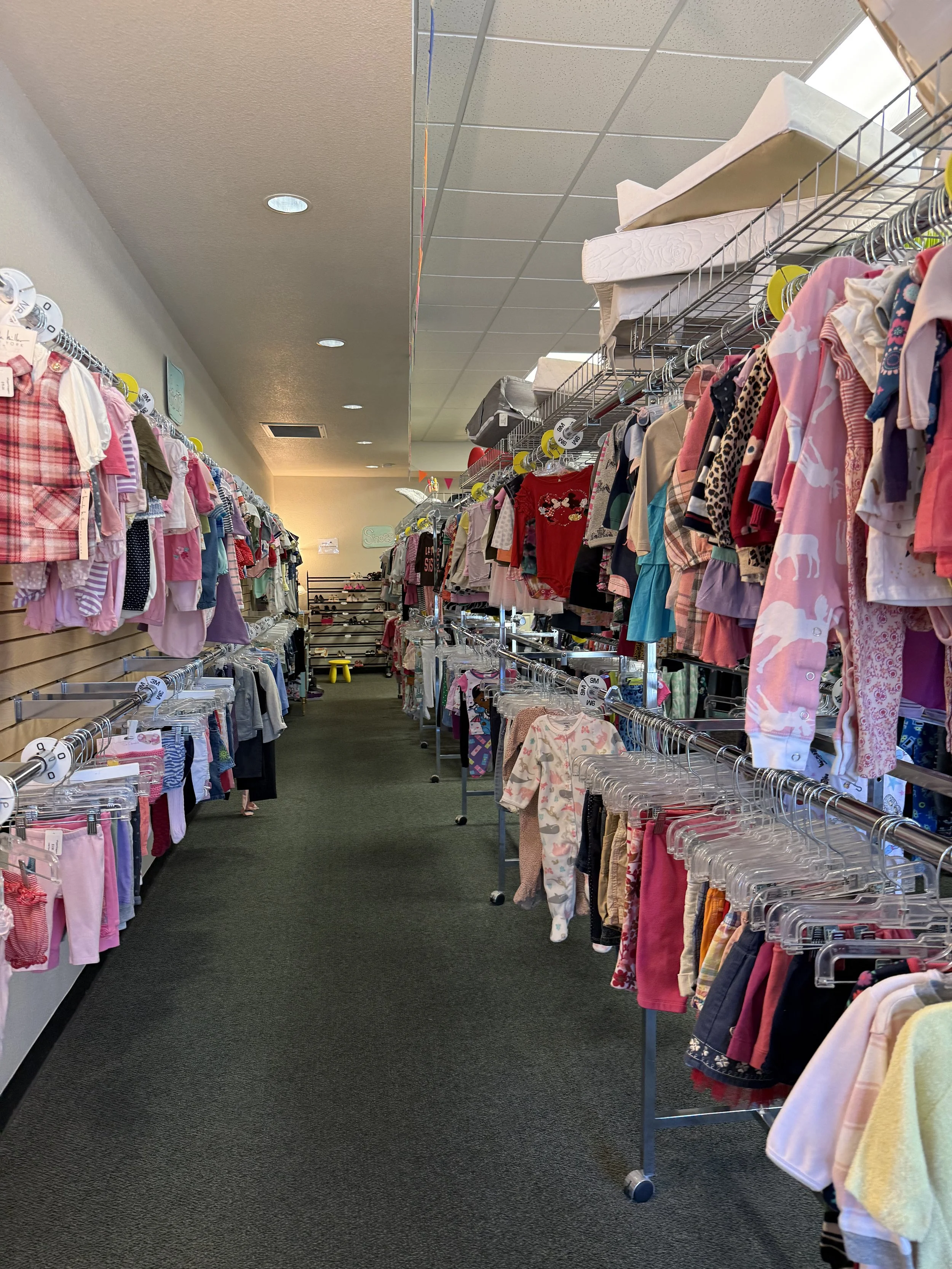 Whipper Snappers - Gently Used Kids/Baby Clothes &amp; Toys (Sebastapol)