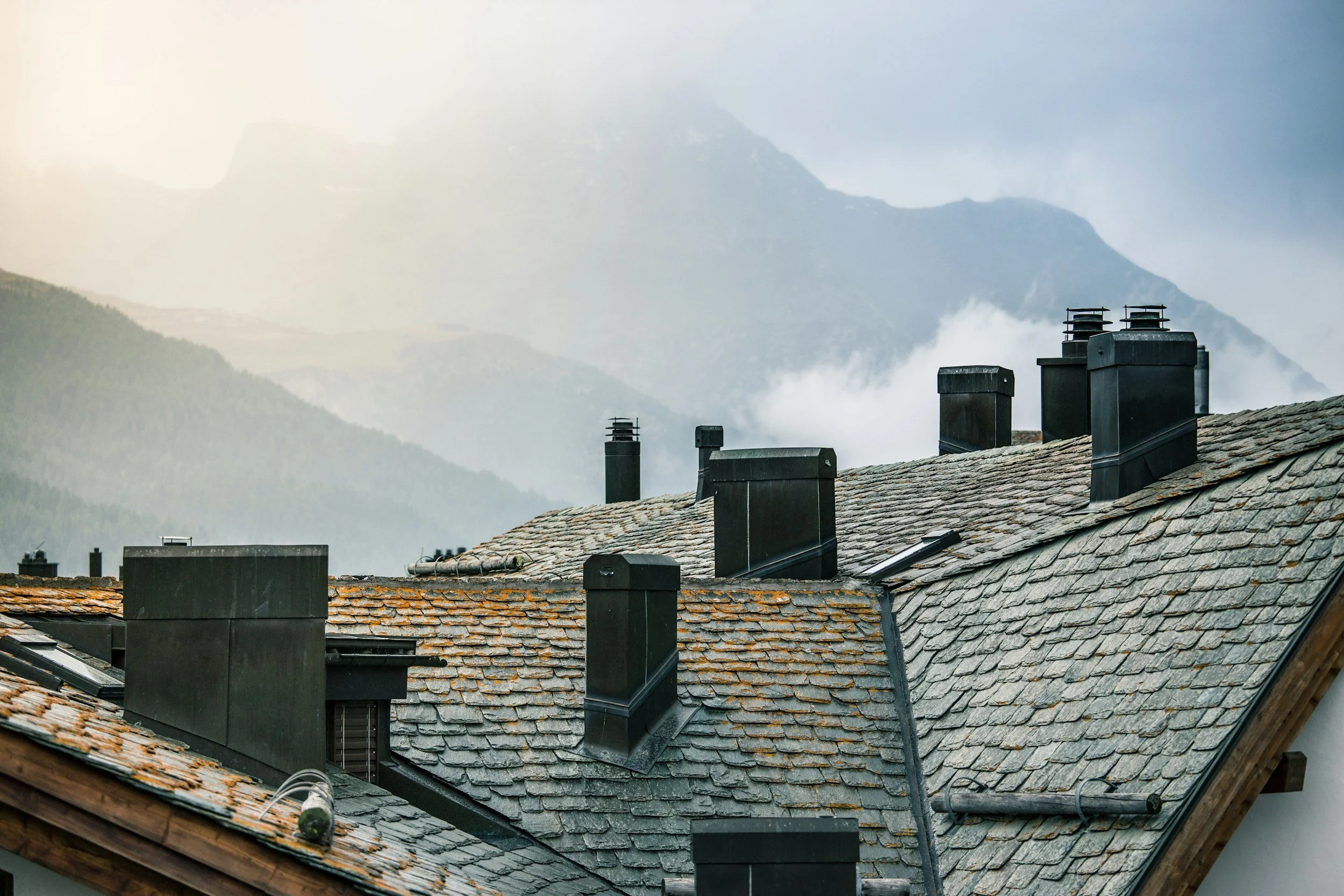 Chimney Crack Repair vs. Full Rebuild: Which One Do You Need?