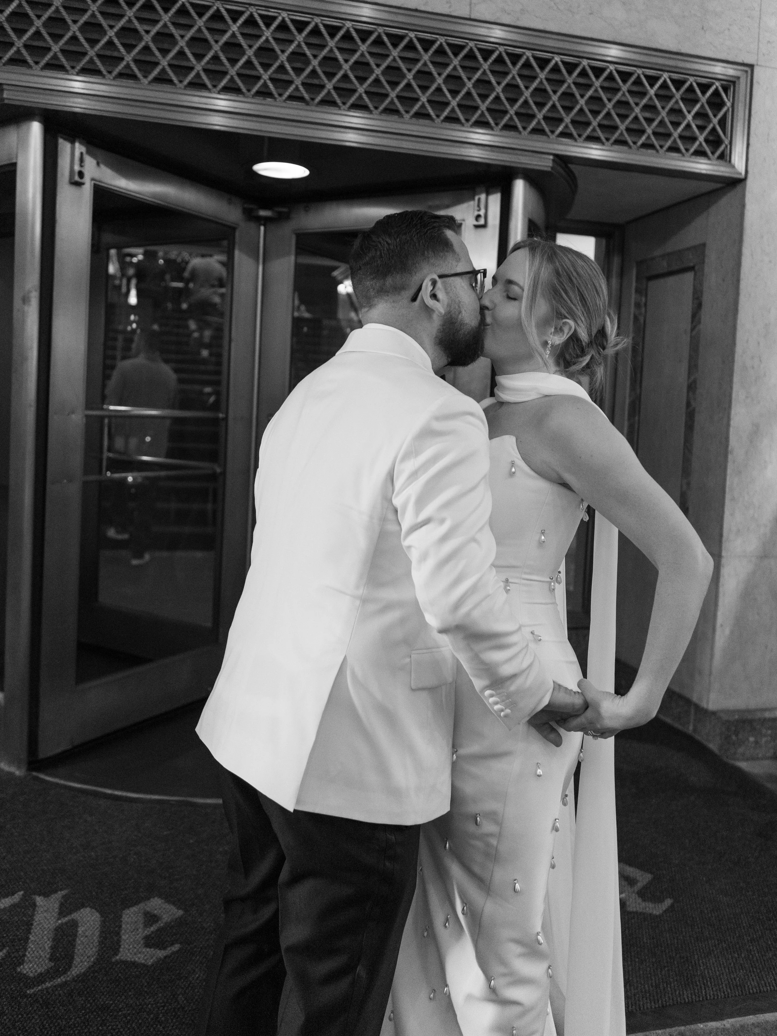 gilt-bar-wedding-reception-chicago3.jpg