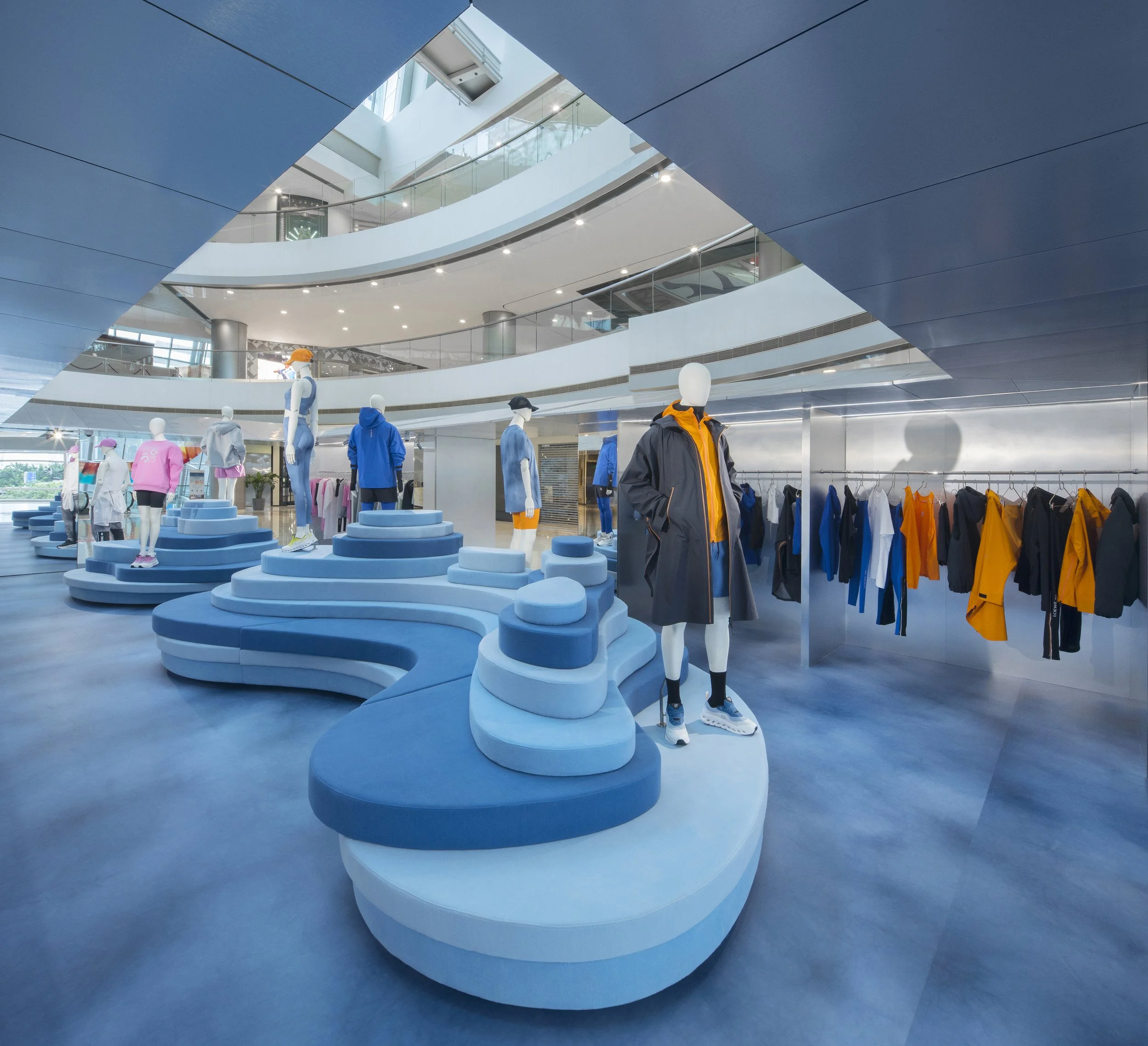 LOEWE X ON RUNNING POP-UP - HONG KONG IFC