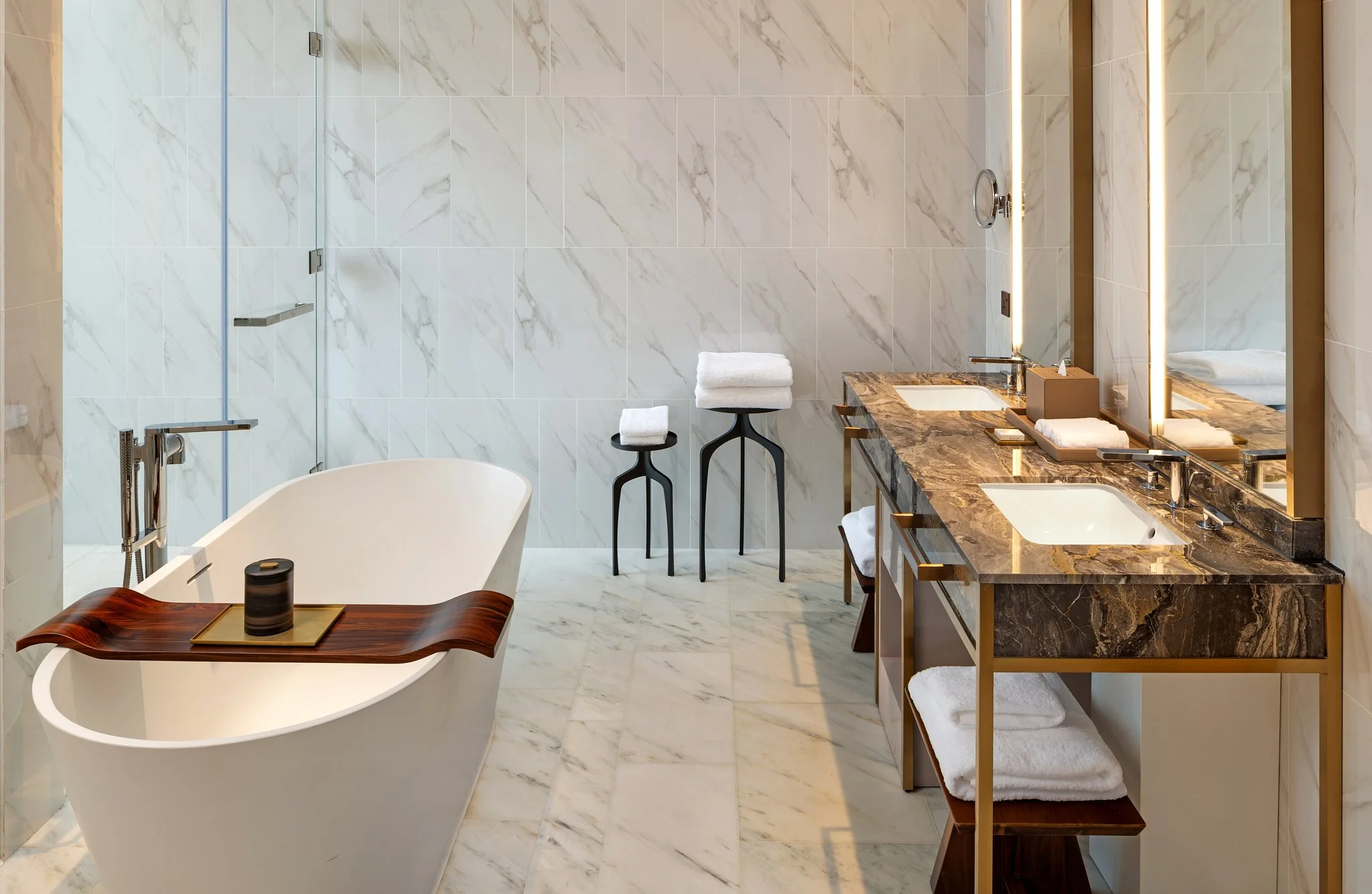 NBOJW_JuniorSuite 006.jpg