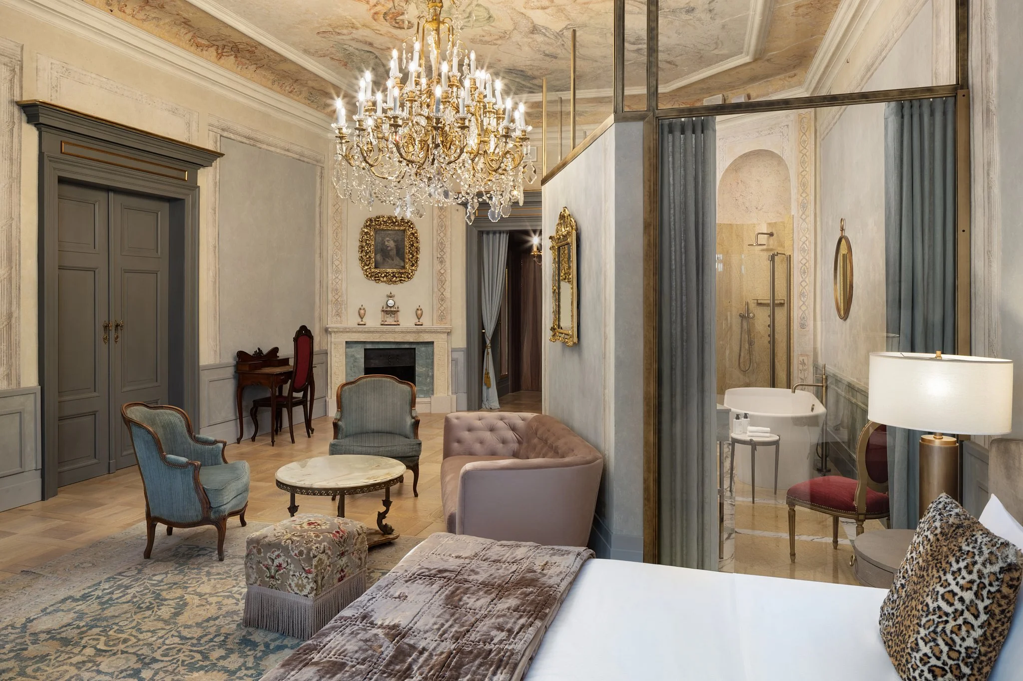 KRKHP_A104 HistoricalSuite 003.jpg