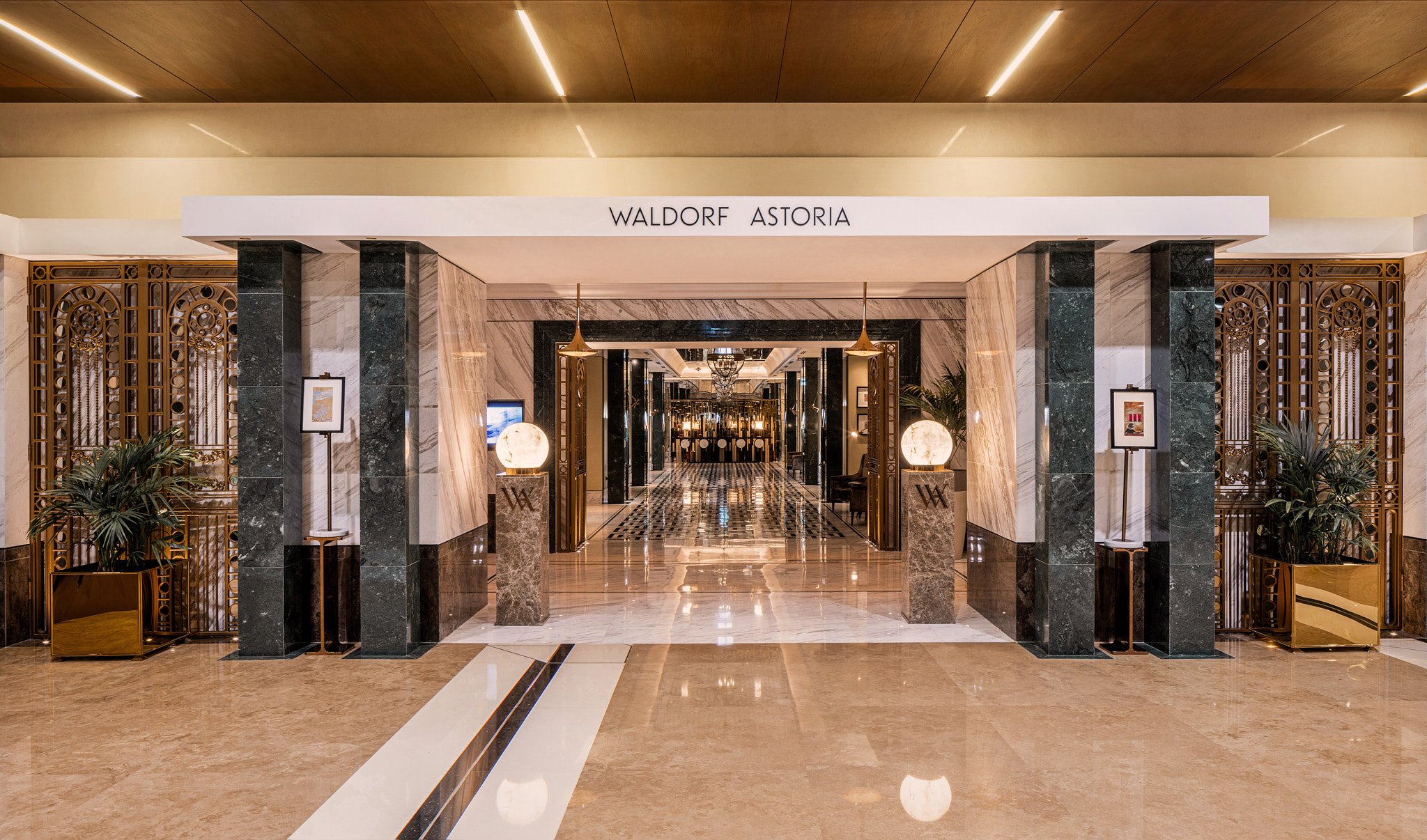 Waldrof Astoria DIFC