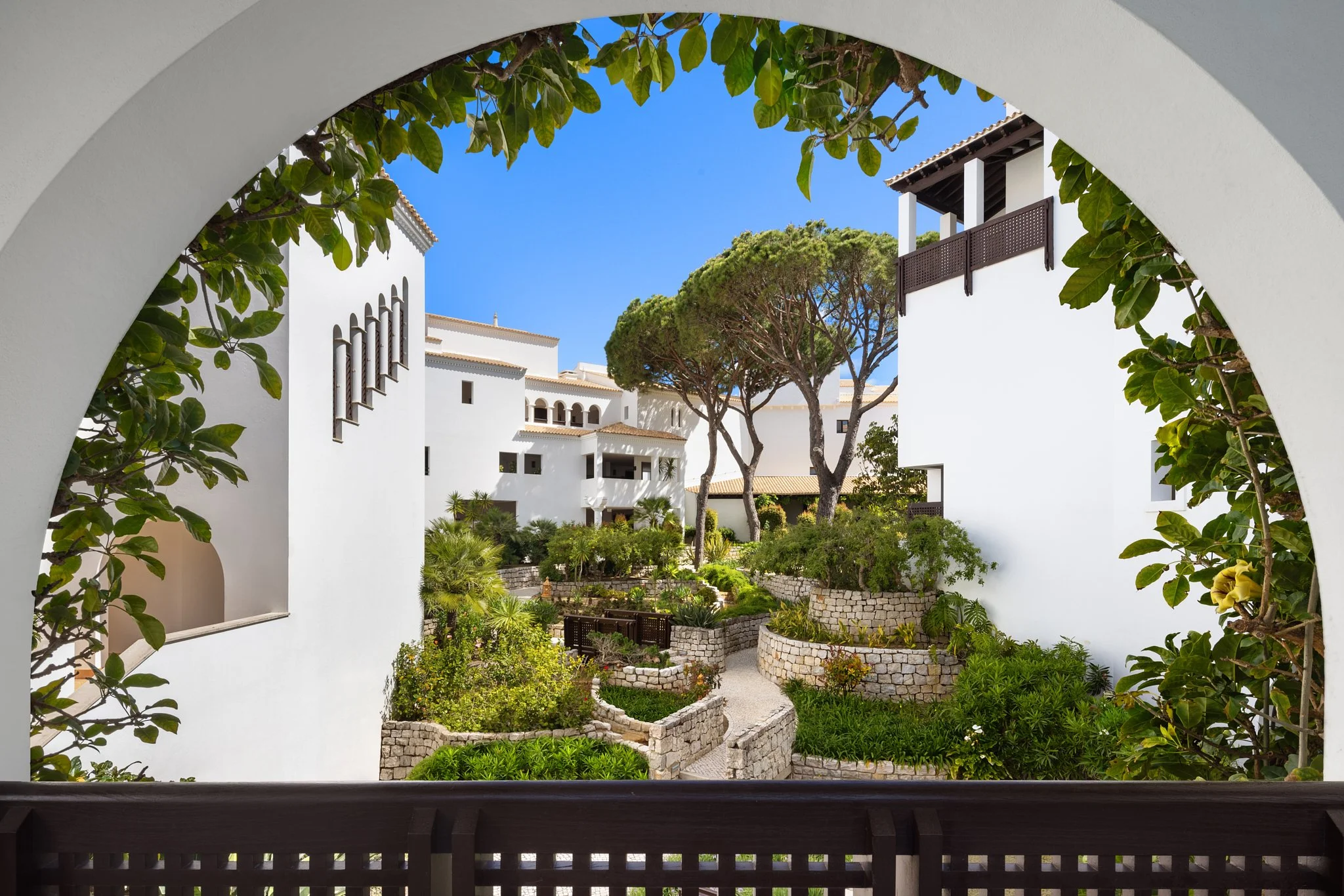 FAOPL_SecretGarden 001.jpg