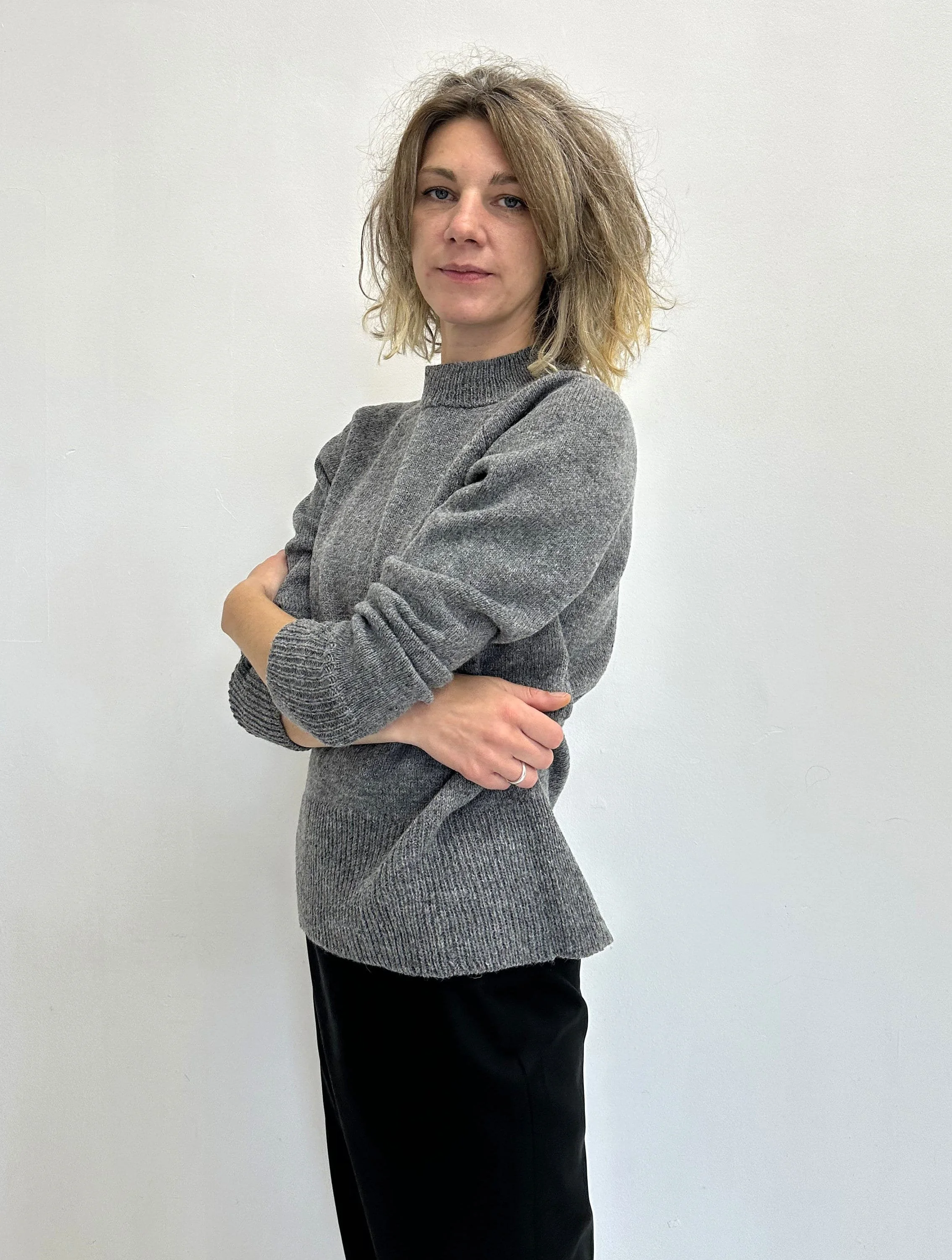 Lambswool Raglan Crew — Women’s Relaxed Jumper - side angle view