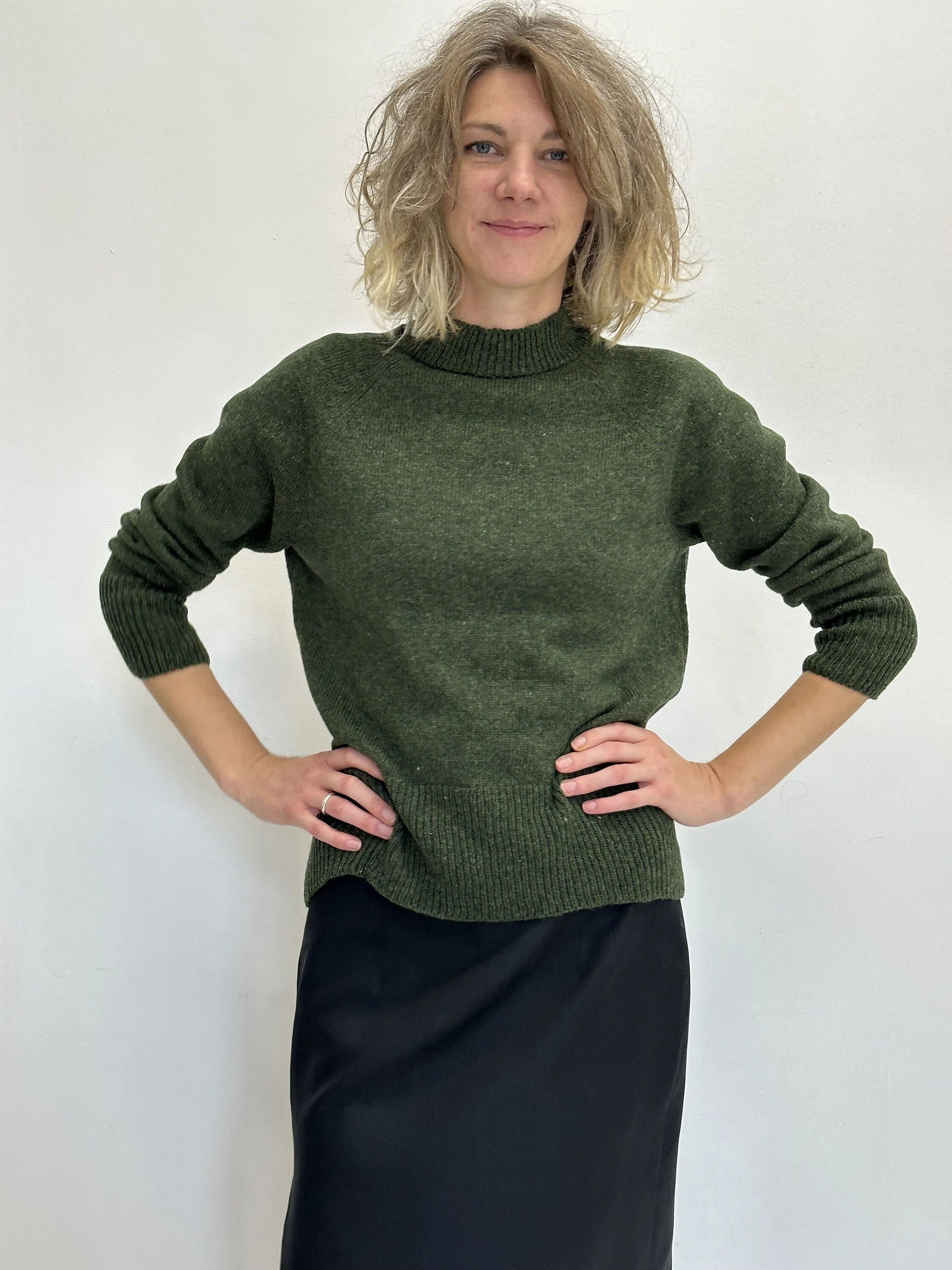 Lambswool Raglan Crew — Women’s Relaxed Jumper - texture and material detail
