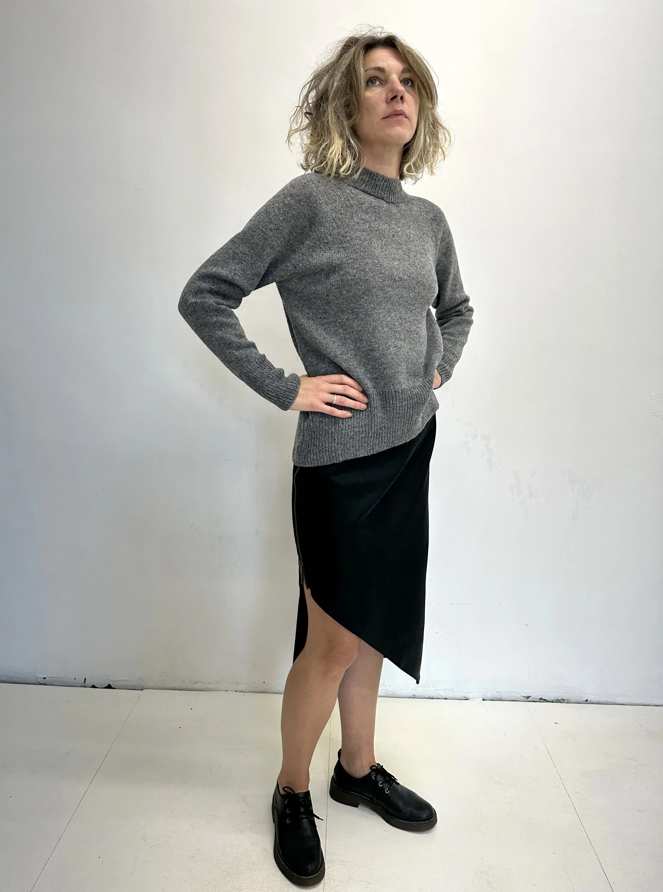 Lambswool Raglan Crew — Women’s Relaxed Jumper - additional view 1