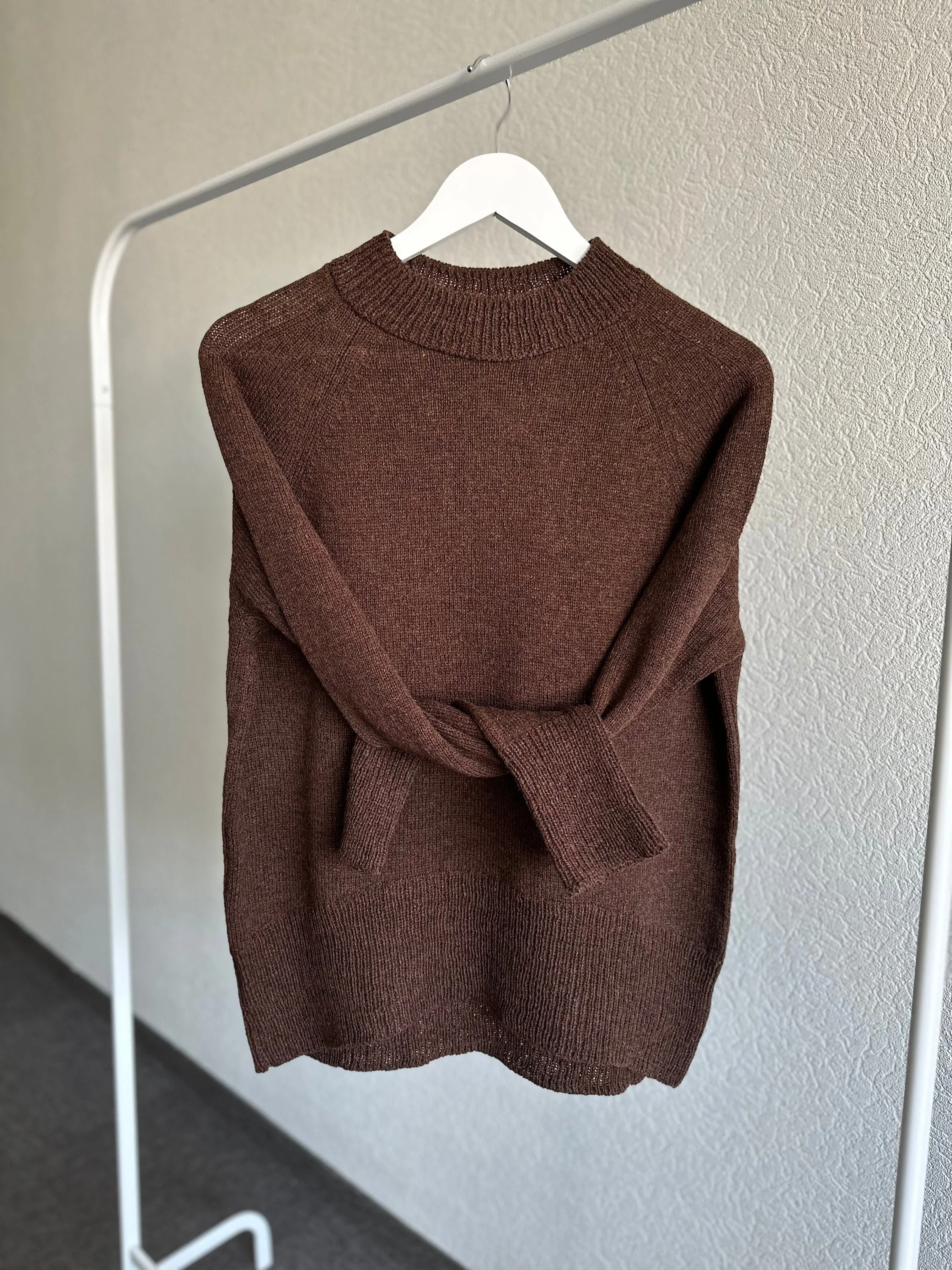 Lambswool Raglan Crew — Women’s Relaxed Jumper - additional view 2