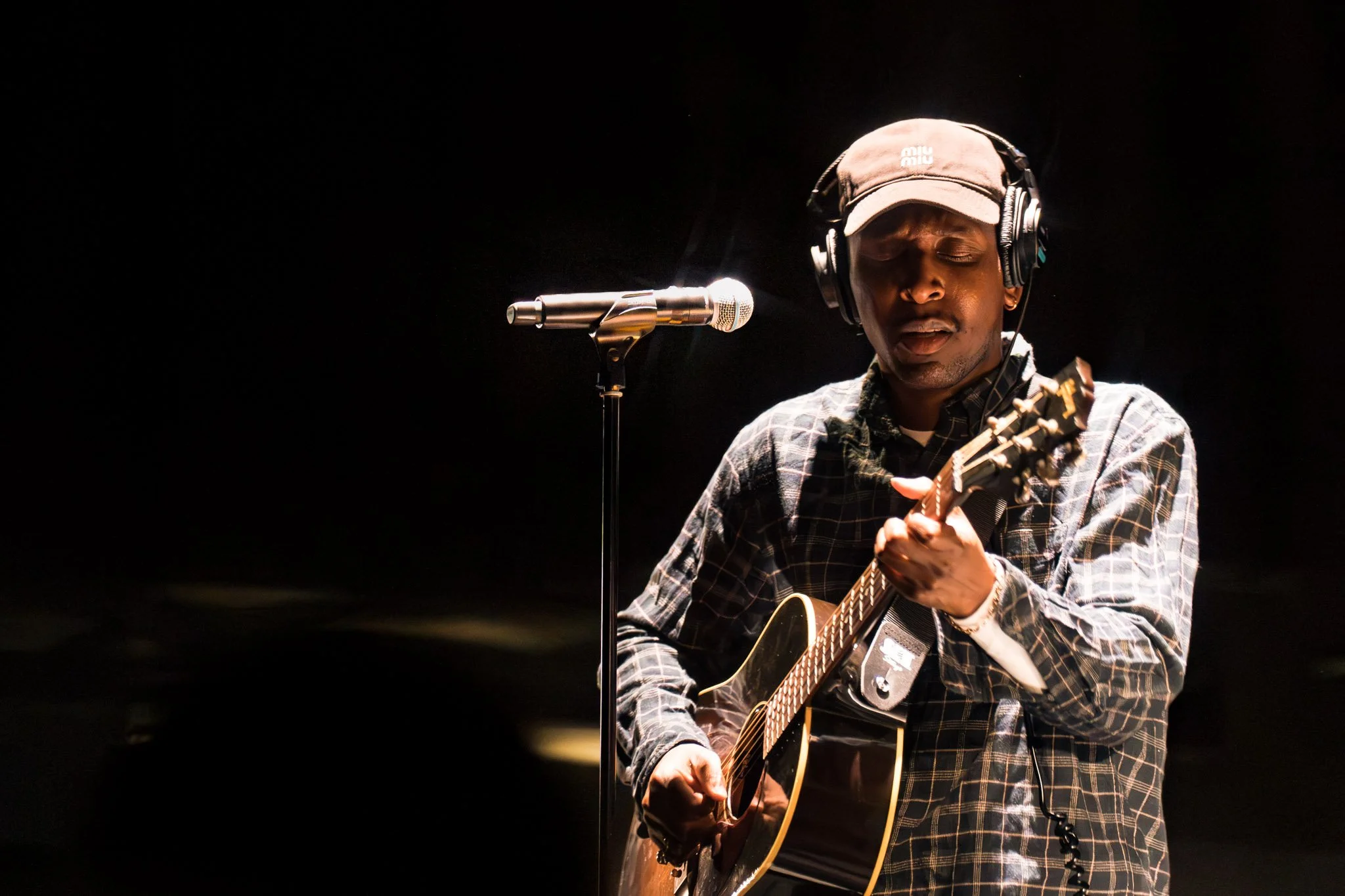 Samm Henshaw at Esplanade Annexe Studio, Singapore | 5 February 2026 | Credit: Yasmin Affandy (@yyayayyasmin)