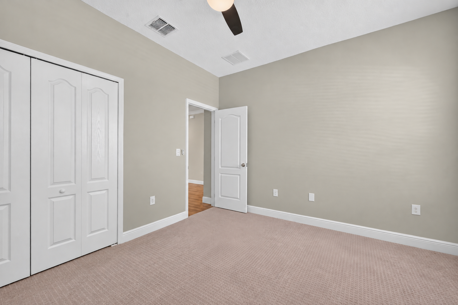 Virtually unstaged third bedroom 