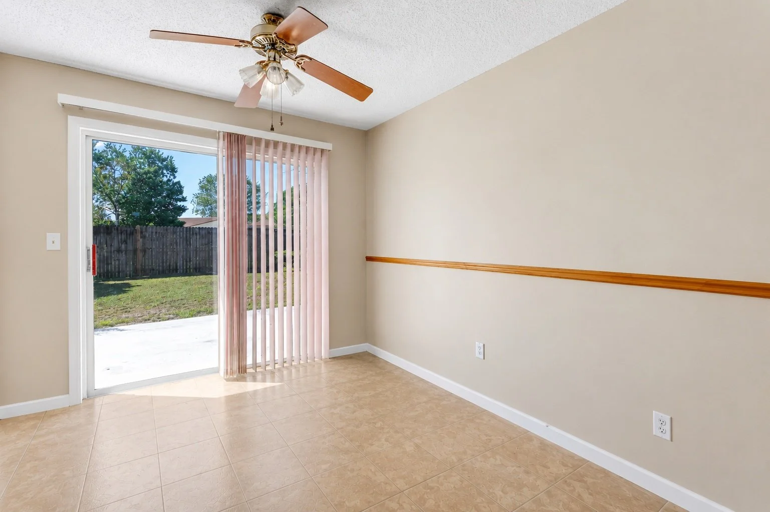 1106-blueberry-drive-port-orange-fl-dining-room-listed-by-michelle-cecchini.jpg