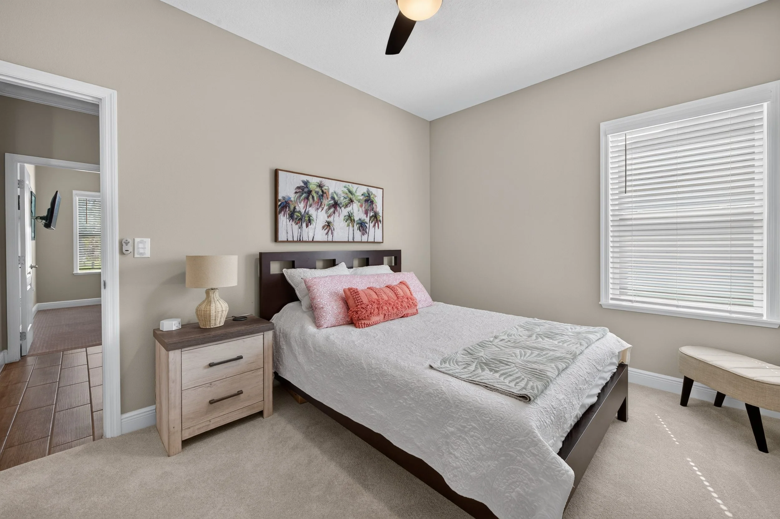 Secondary bedroom 