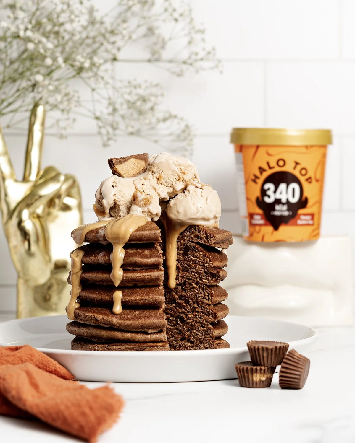 HaloTop_PeanutButterCup_Foodie_Pancakes_01_Social_4x5.jpg