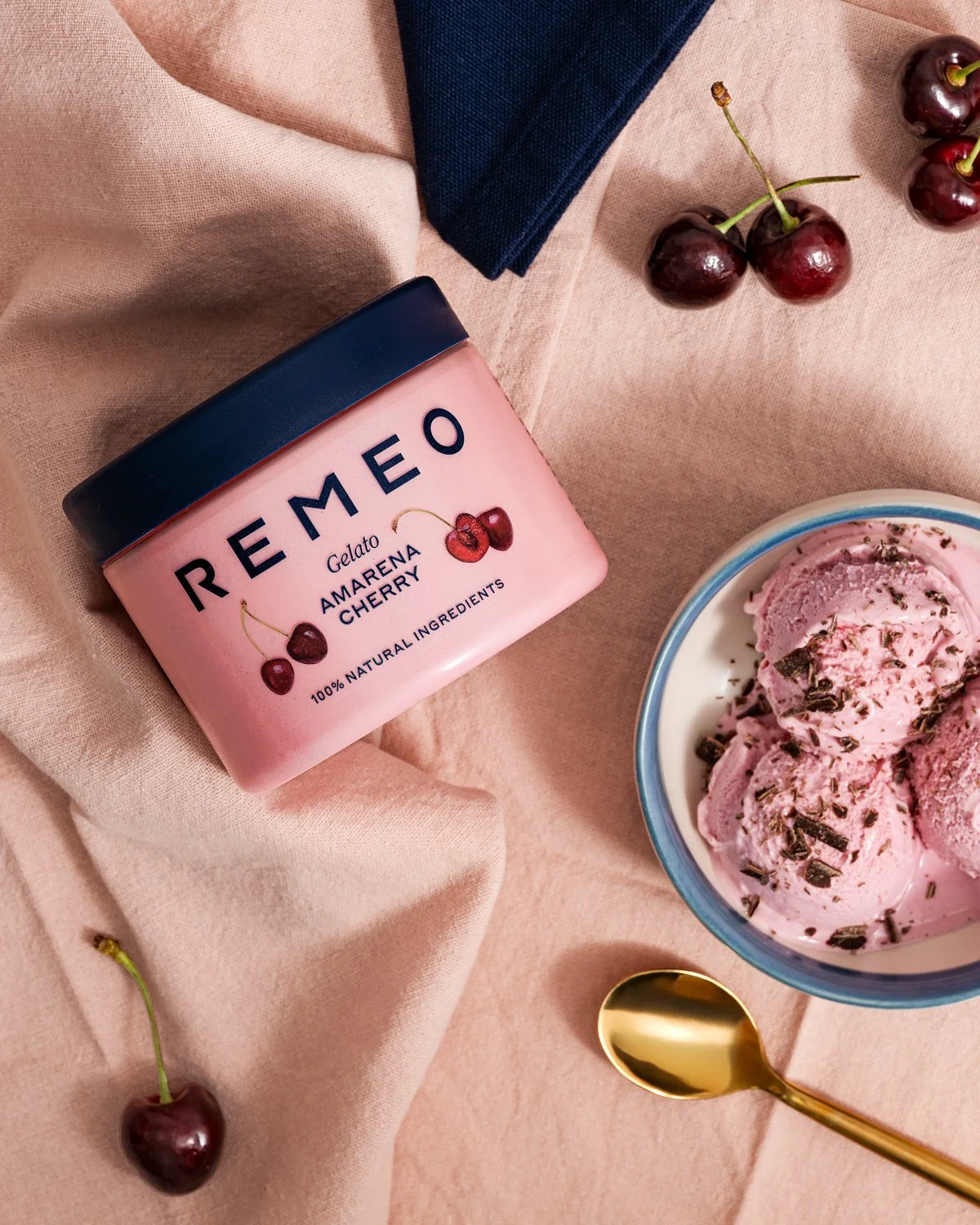 Remeo_AmerenaCherry_Lifestyle_01_Social_4x5.jpg