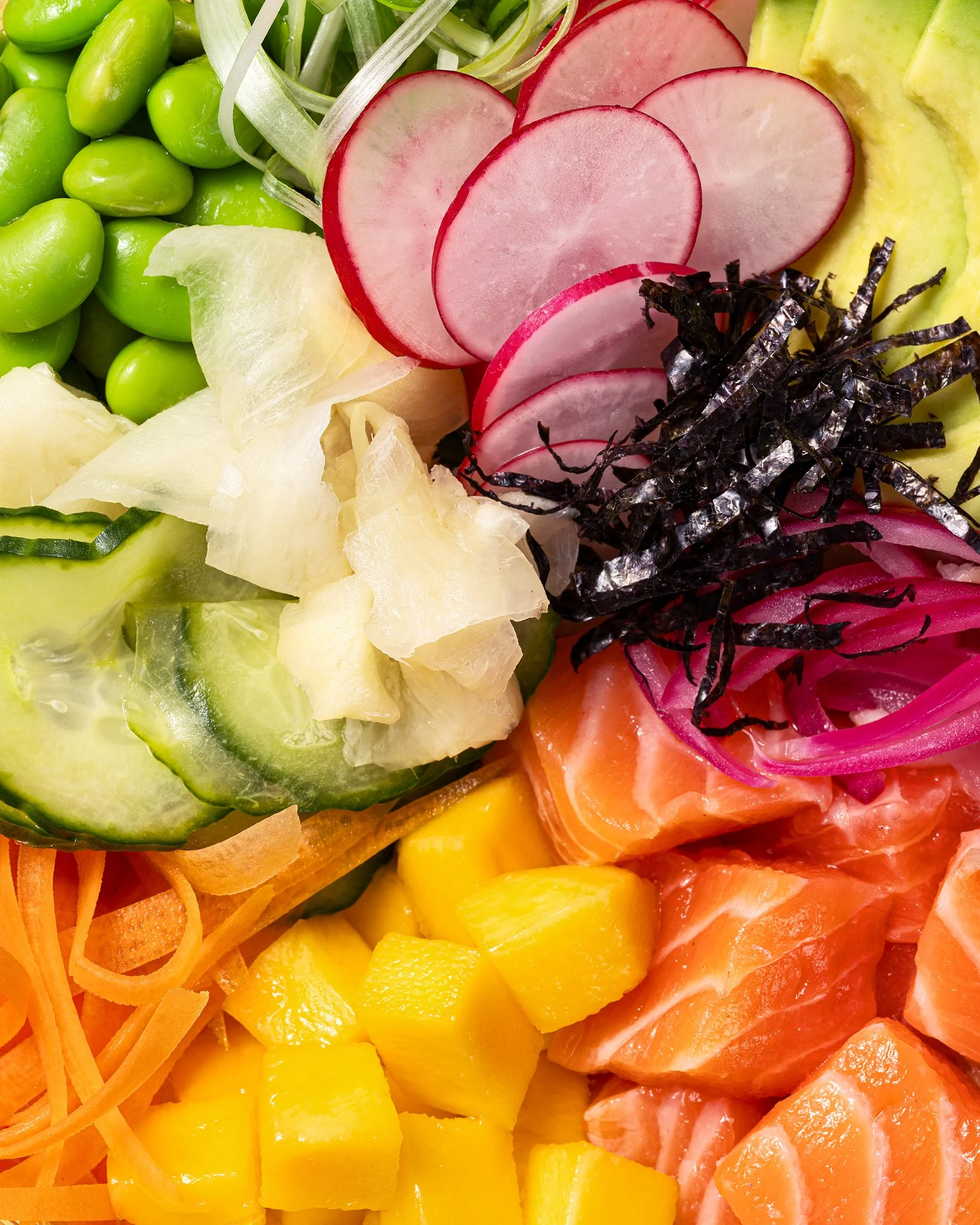 Wild&Org_SalmonPokeBowl_Macro_01_Social_4x5.jpg
