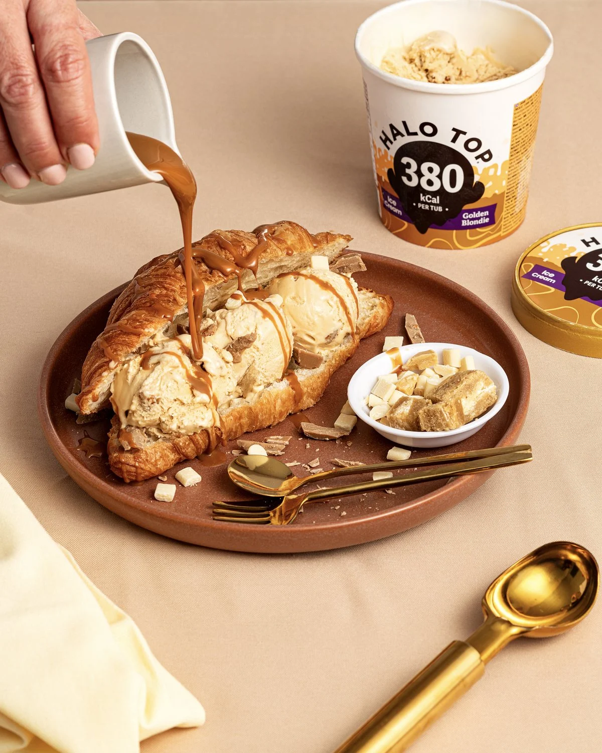 HaloTop_GoldenBlondie_Foodie_Croissants_02_Social_4x5.jpg