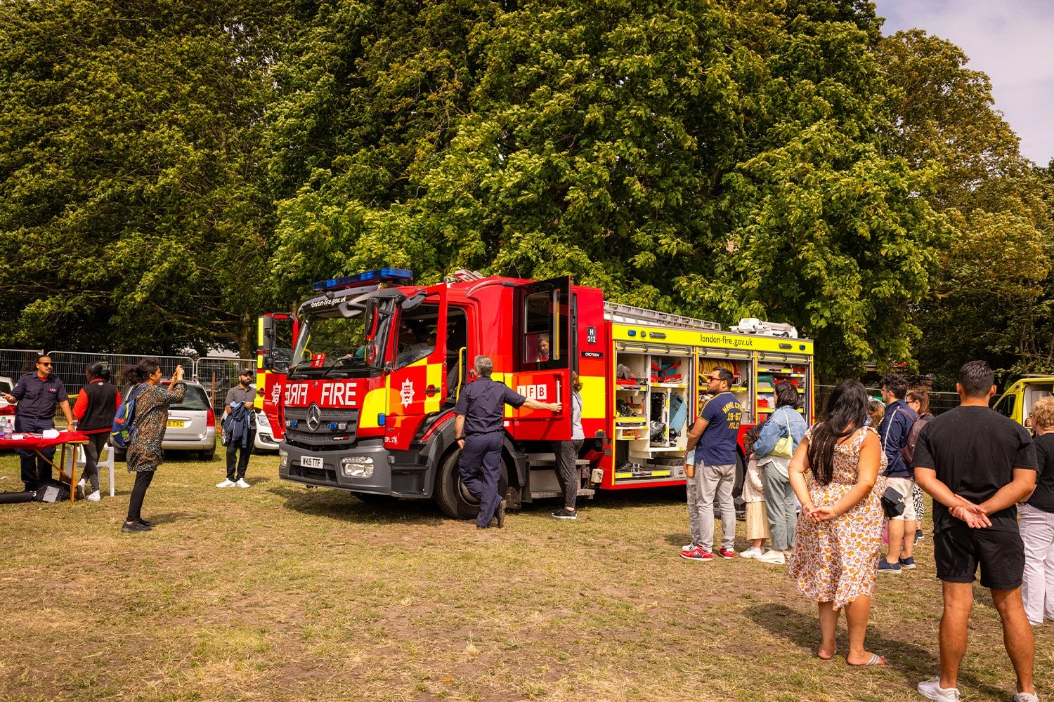  Compliance  
Full adherence to health and safety
regulations and
best practices.