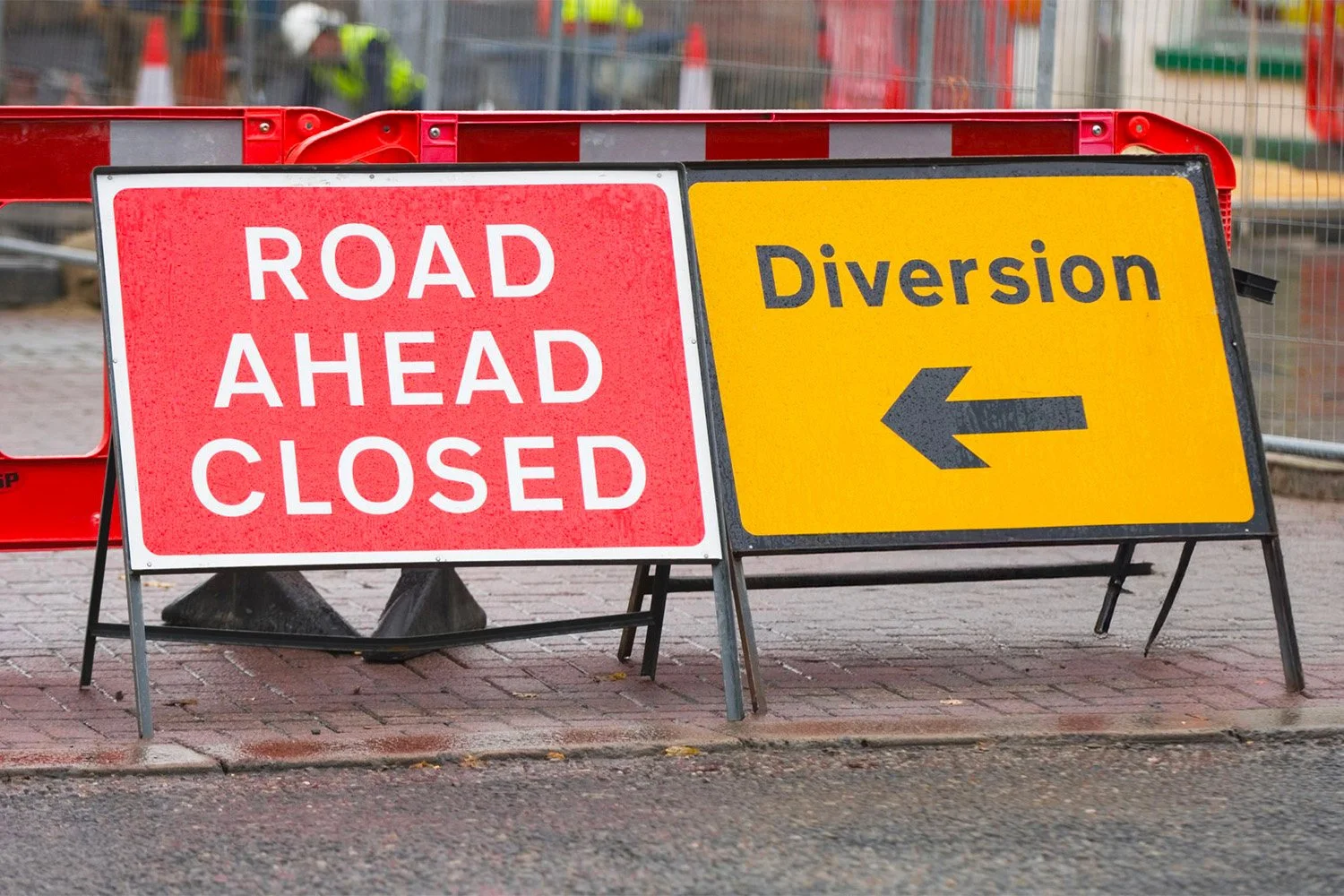  Temporary Signage  
Clear, compliant temporary signage for drivers and attendees.