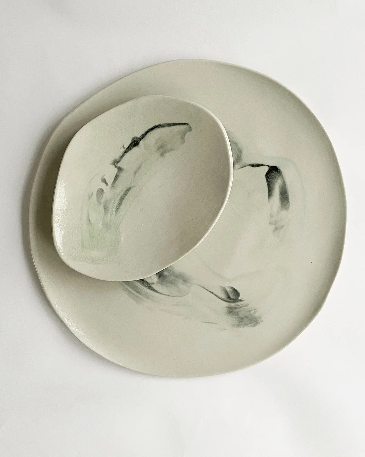 Set of 2 serving plates - Swirl