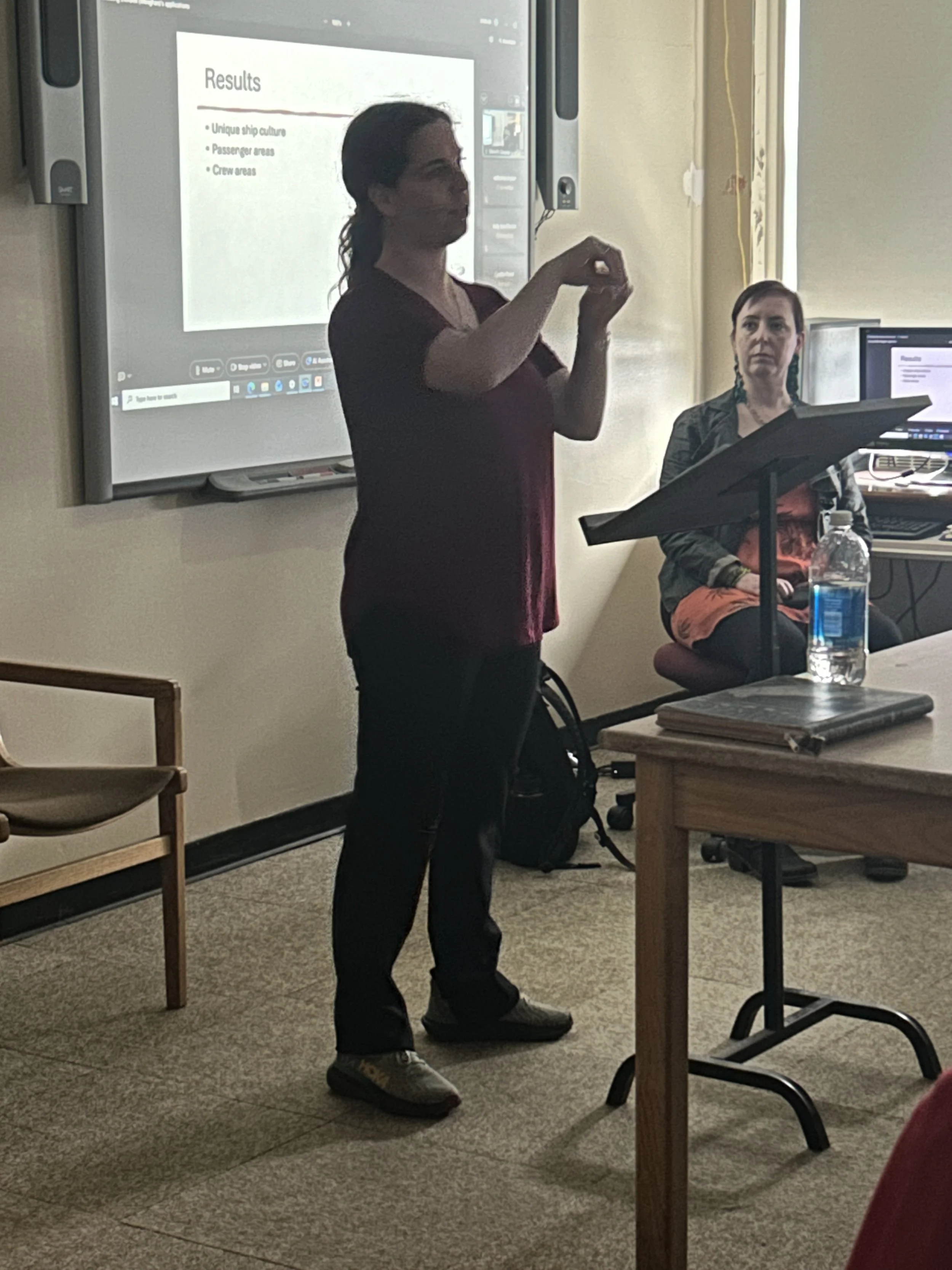 Alexandre Yingst (University of Iceland) presenting her doctoral research on April 30.