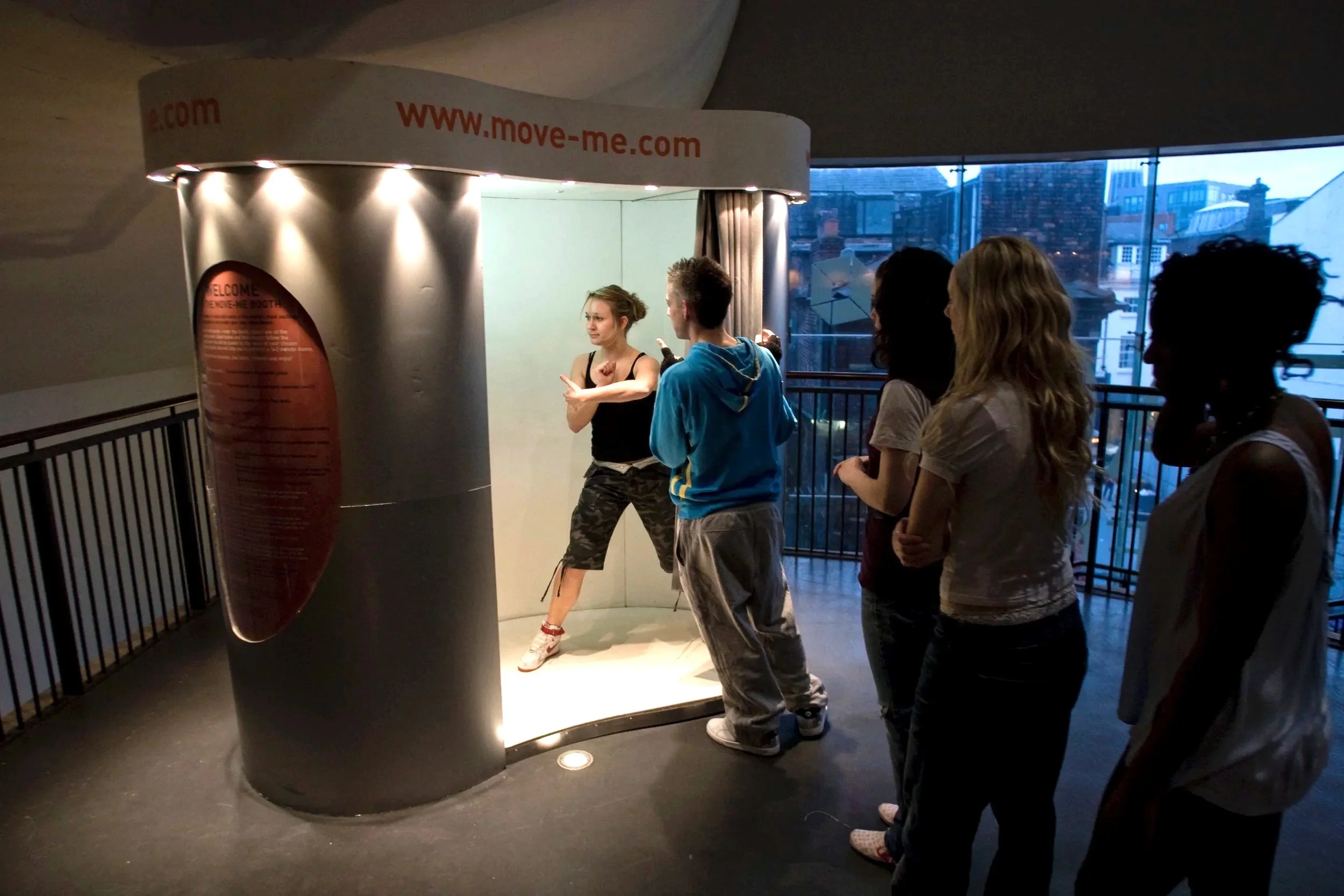 080121CMC_Moveme-04.jpg