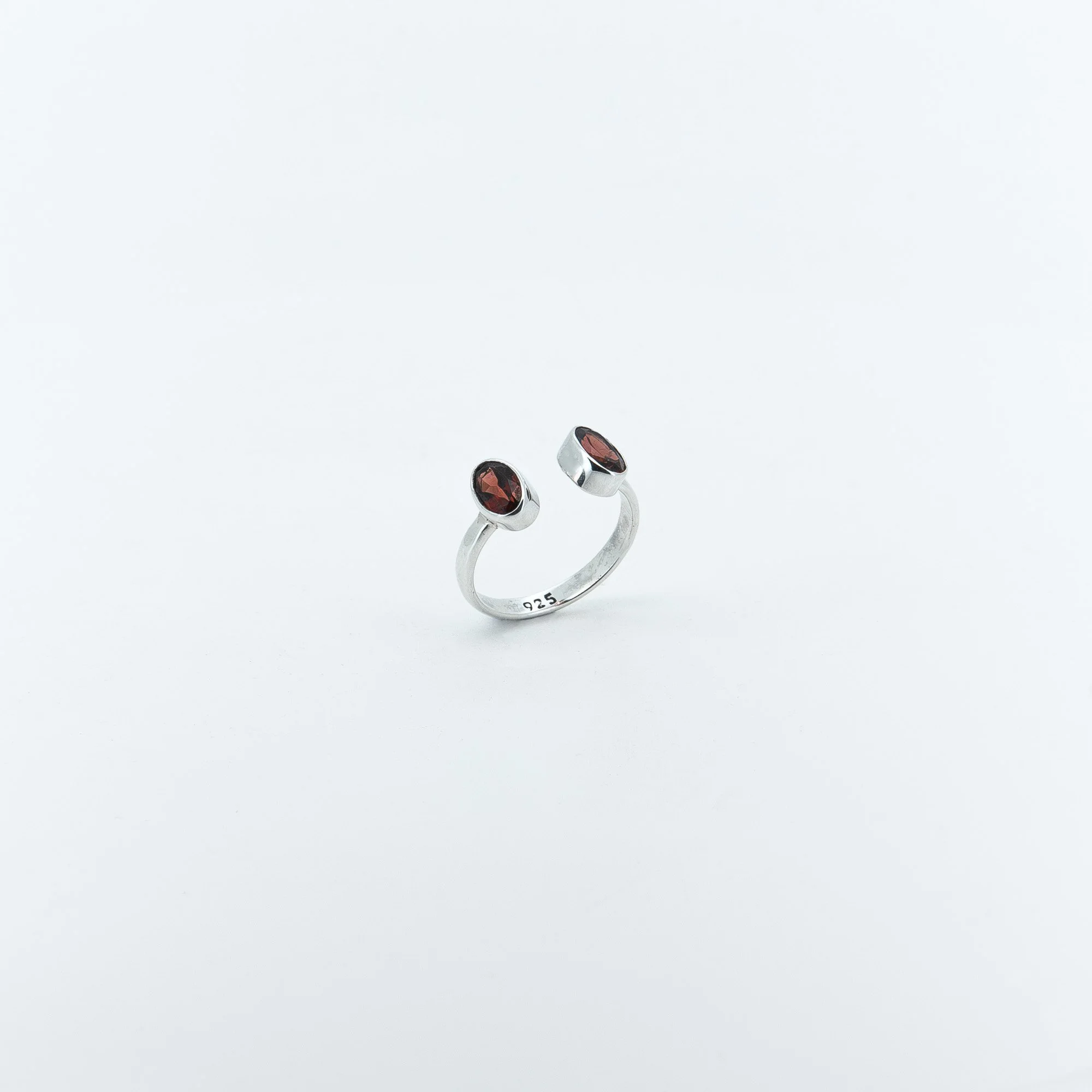 Midi Ring_Kembar_1.JPEG