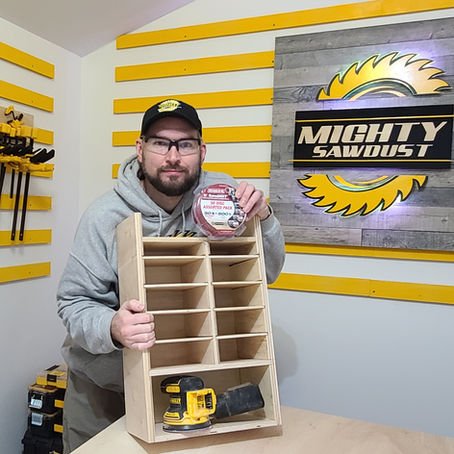 Sanding storage solution