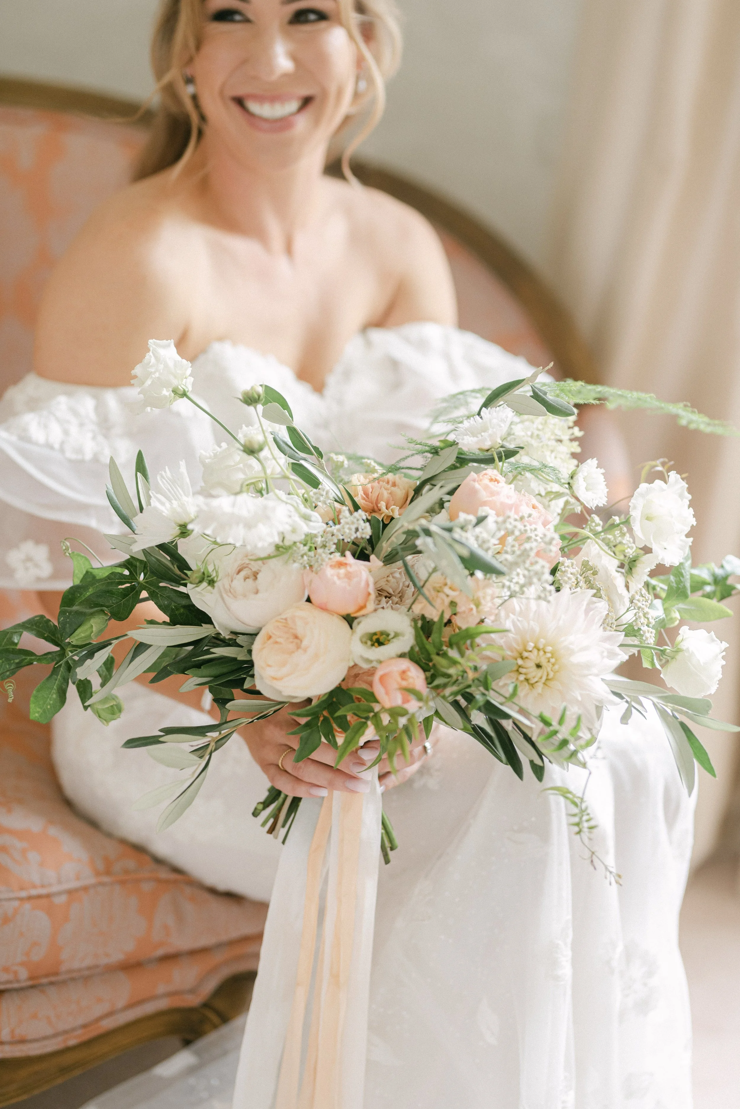 kellyanddan-megandaisyphotography-bridalprep-104.jpg
