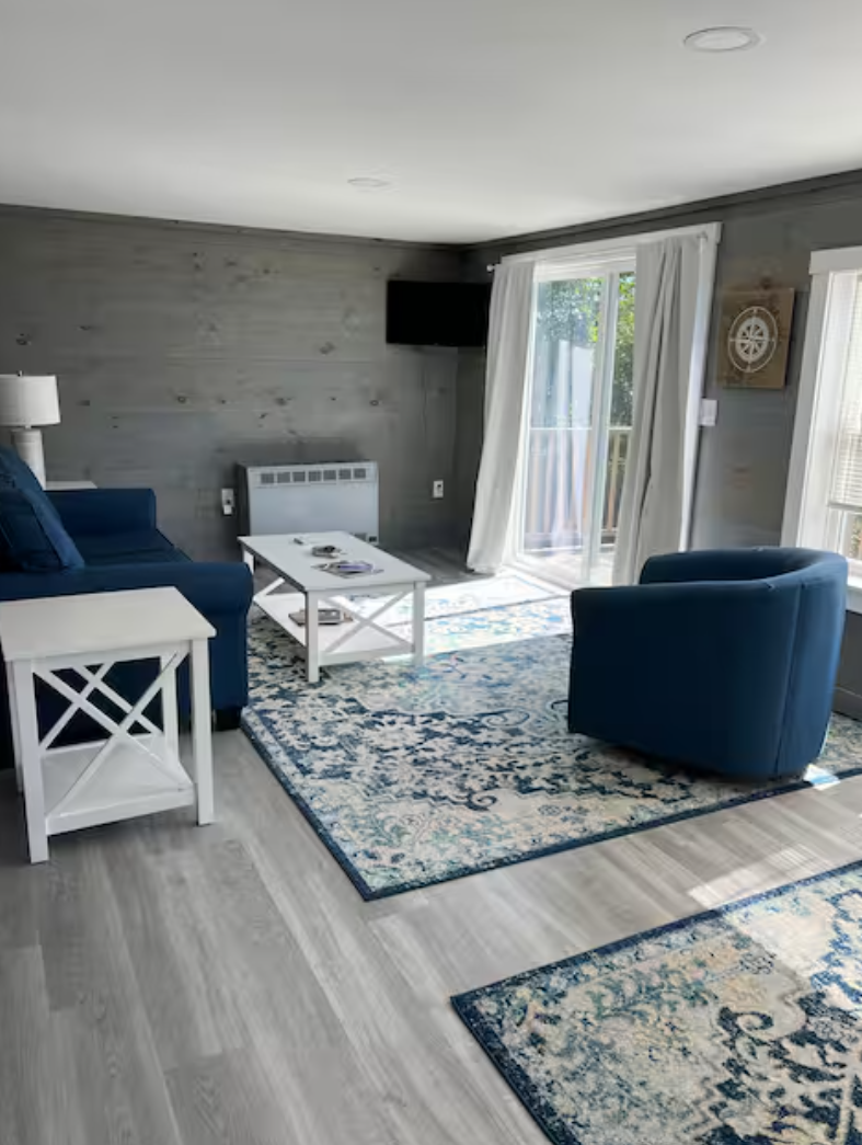 Ground floor living space in Gordon’s Ledge Suite on Gordon’s Wharf