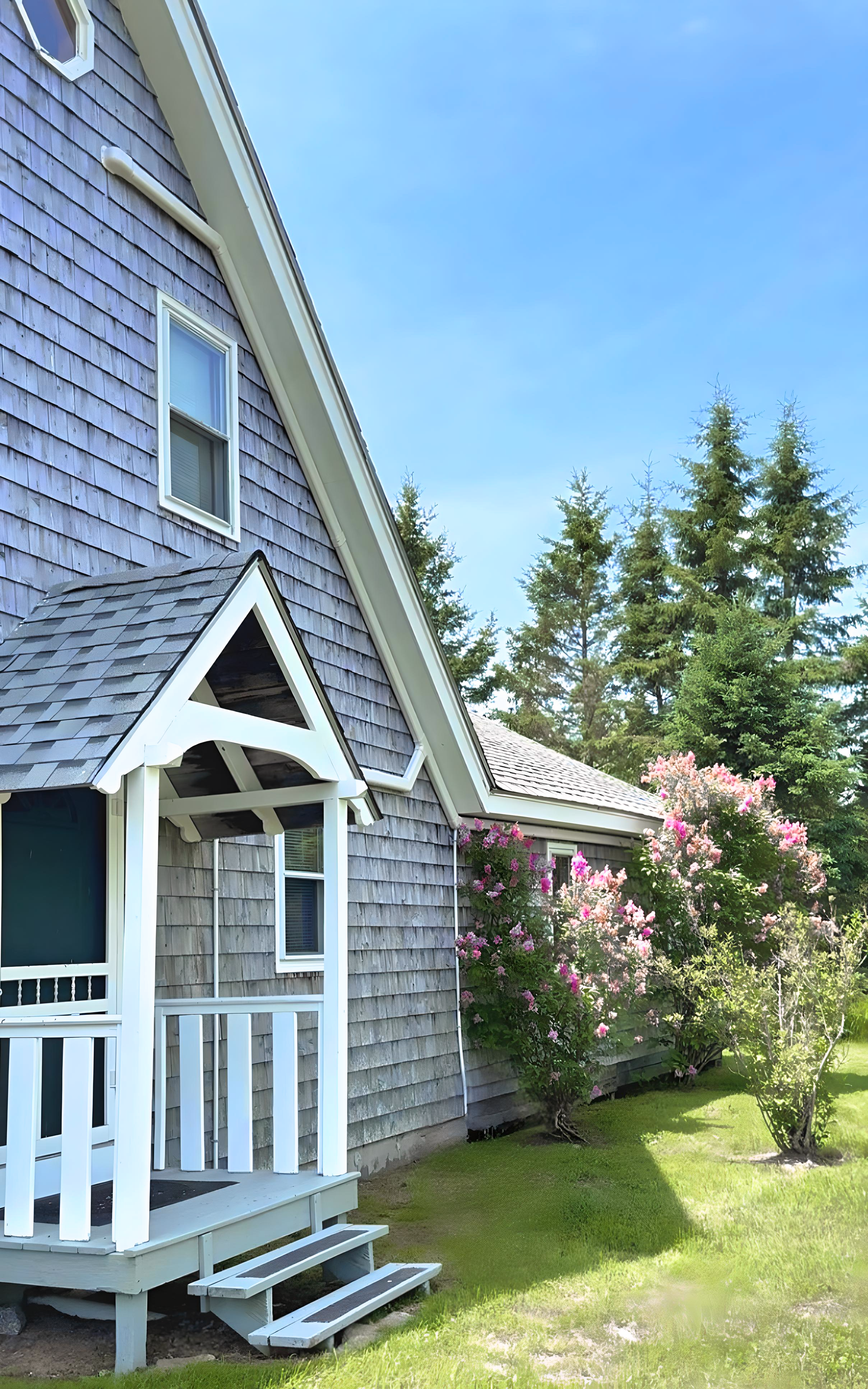 The Shorefront House