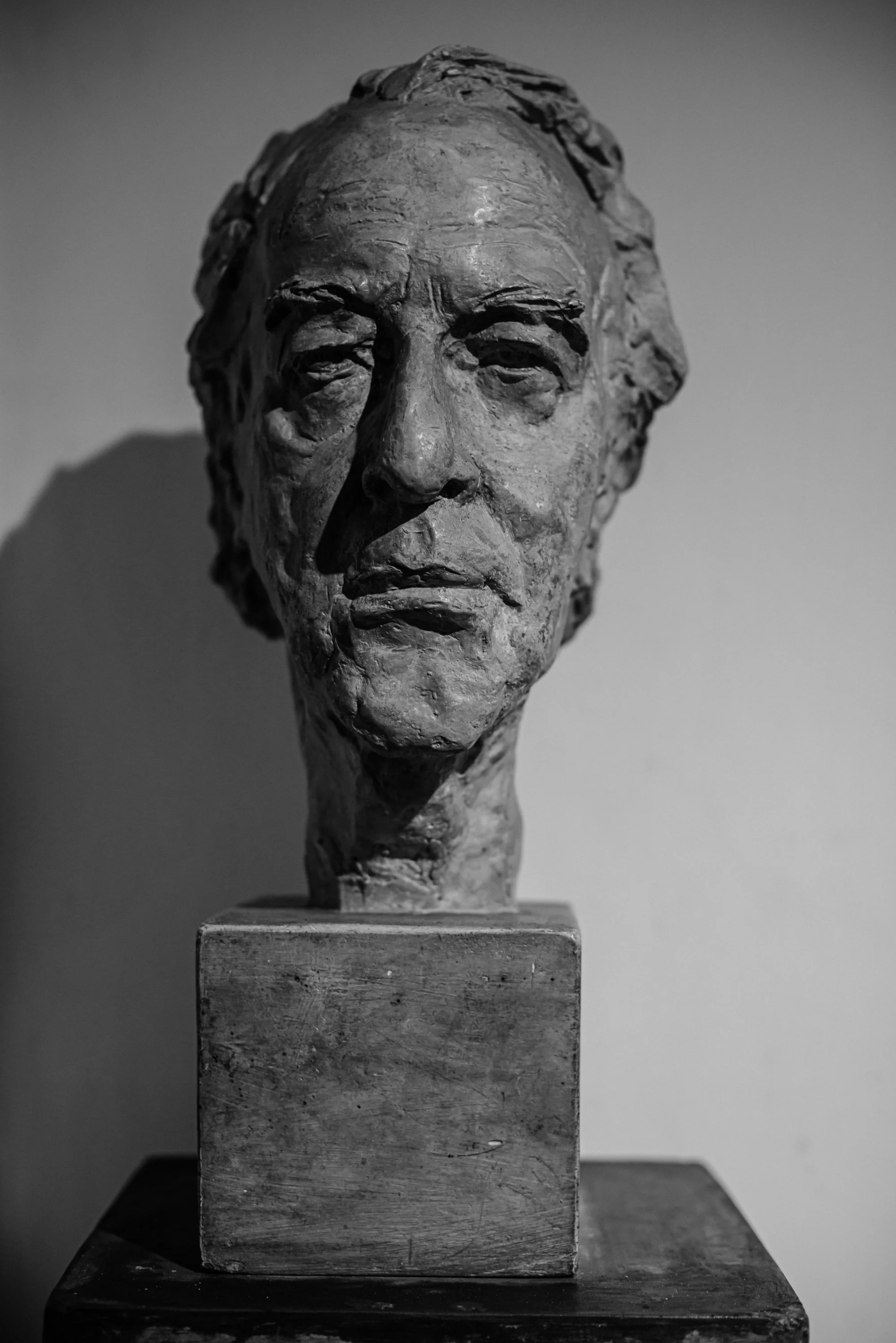 GalleryCafe_ParadiseRoad_Colombo_Shanth Fernando_Sri Lanka_BawaPortraitBust_11.jpg