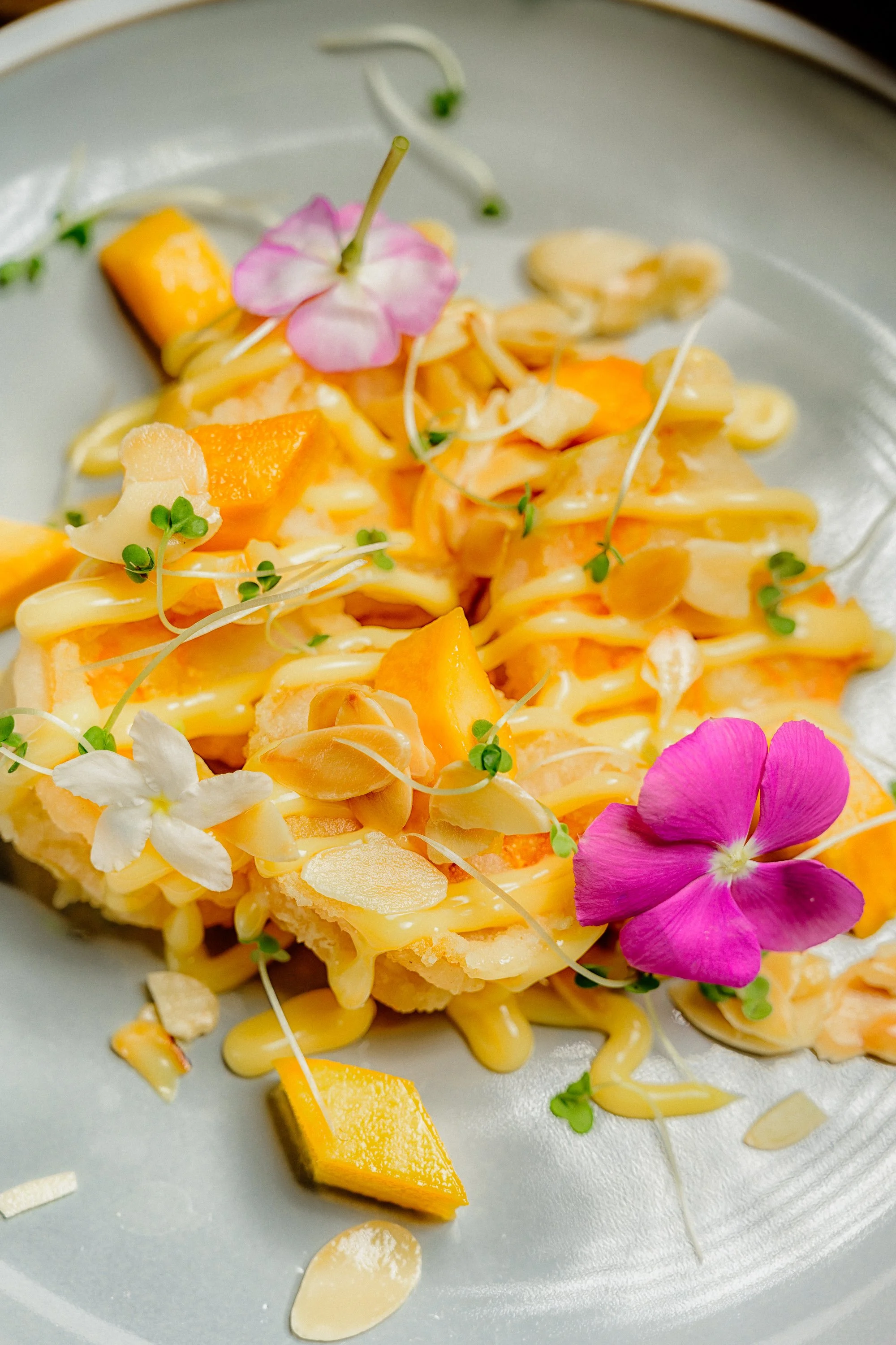 Shang Palace – Shangri-La Colombo_Sri Lanka_Mango-Almond-Dessert__SDS3525_03.jpg