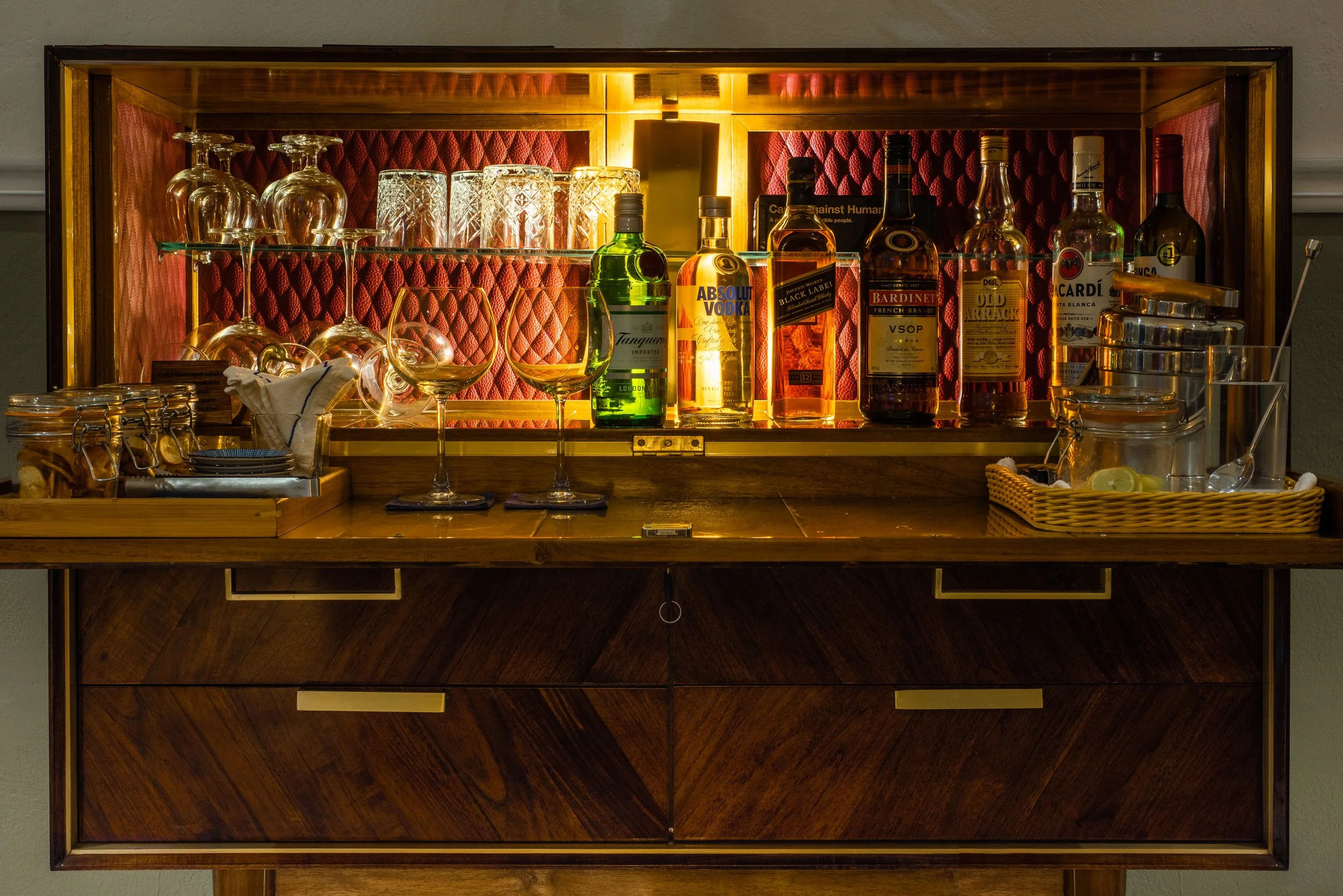 Nine Skies — Hill Country Retreat_Sri Lanka_04_Photography by Sandun de Silva.jpg