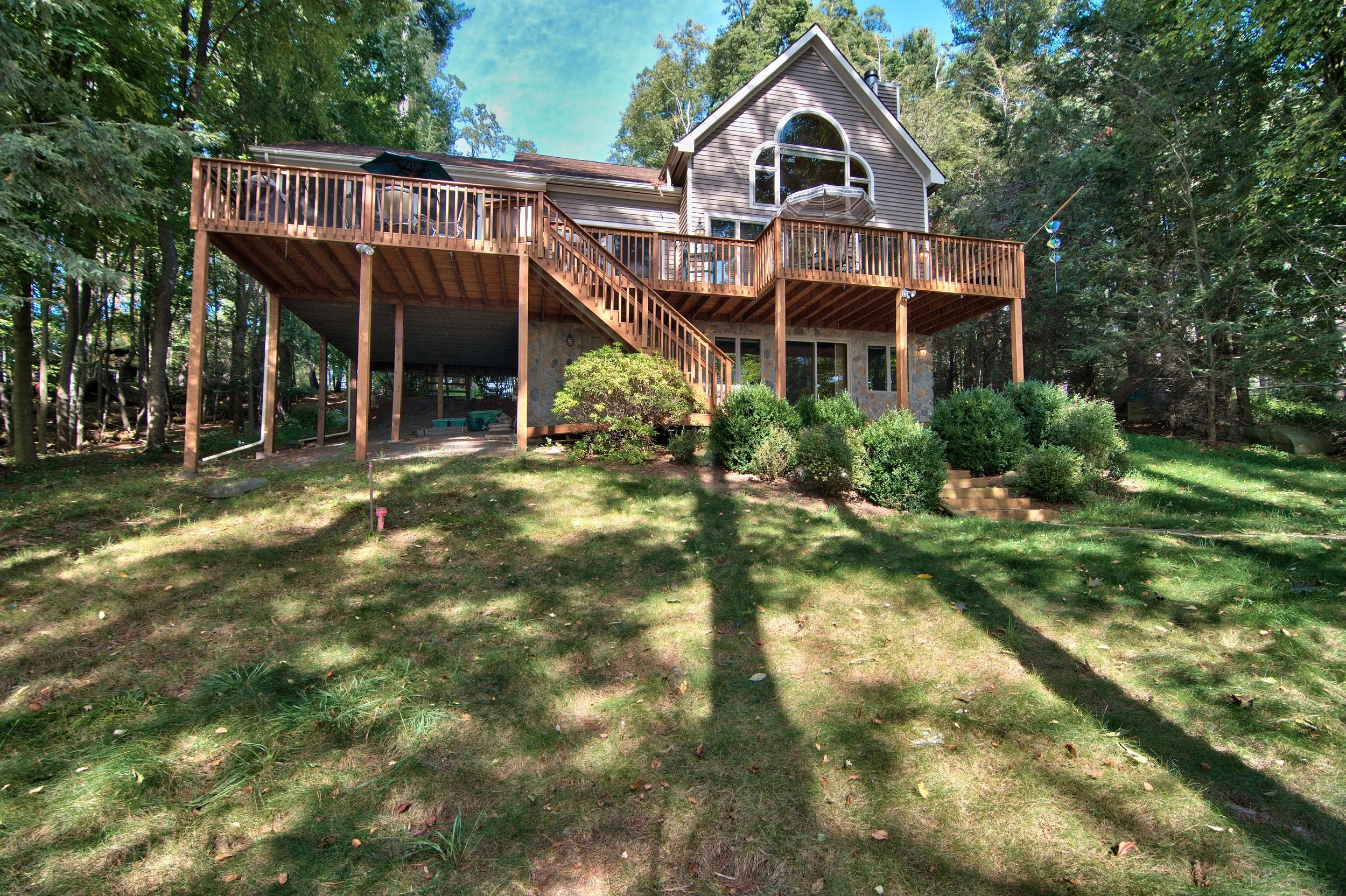 Exterior View 14.jpg