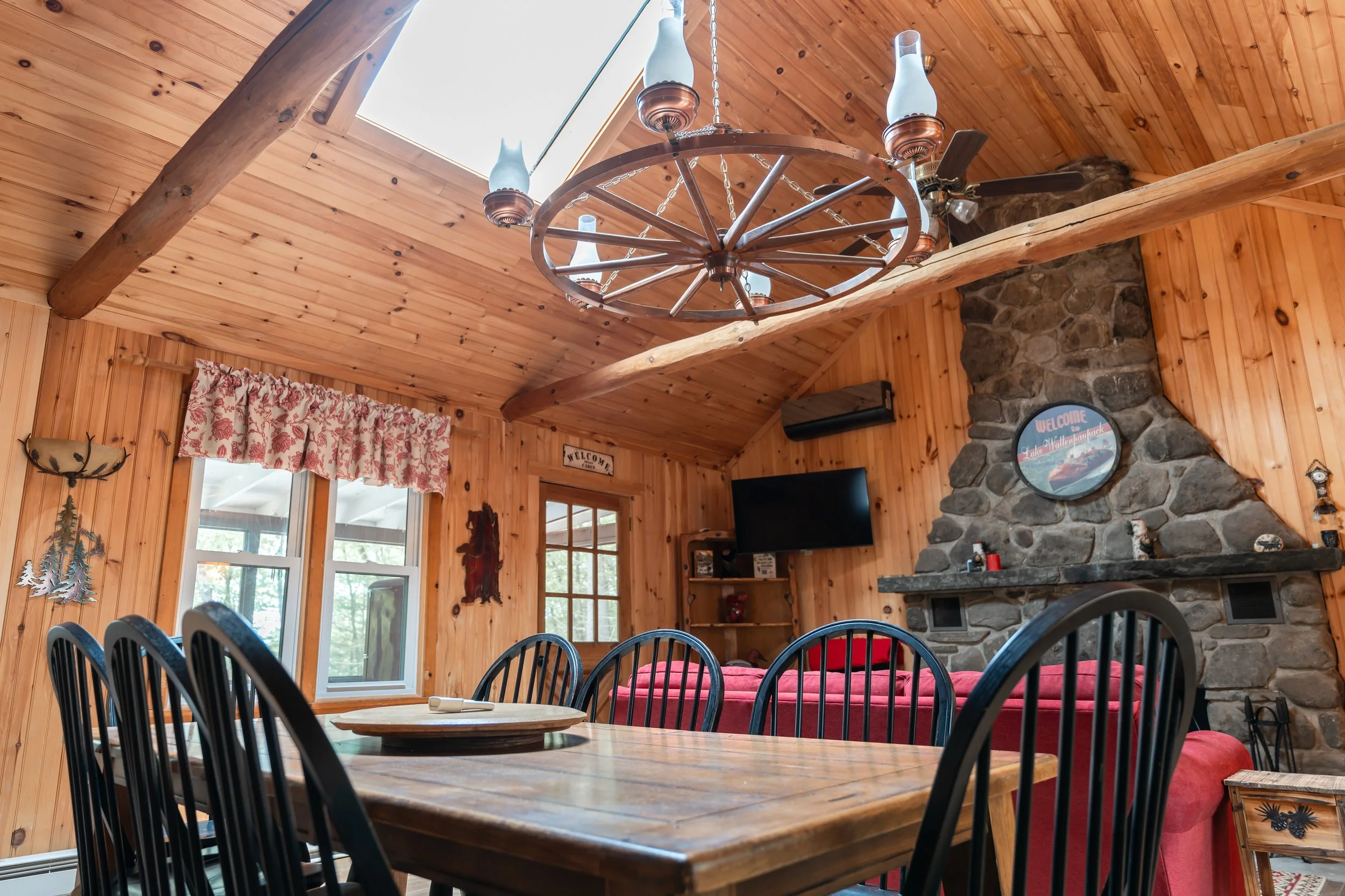 Wallenpaupack Cabin-60.jpg