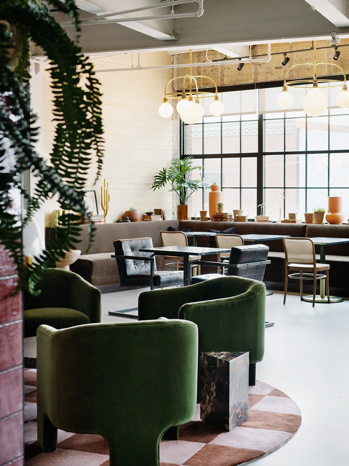 BondCollective_Greenpoint_pho_004_src.jpg