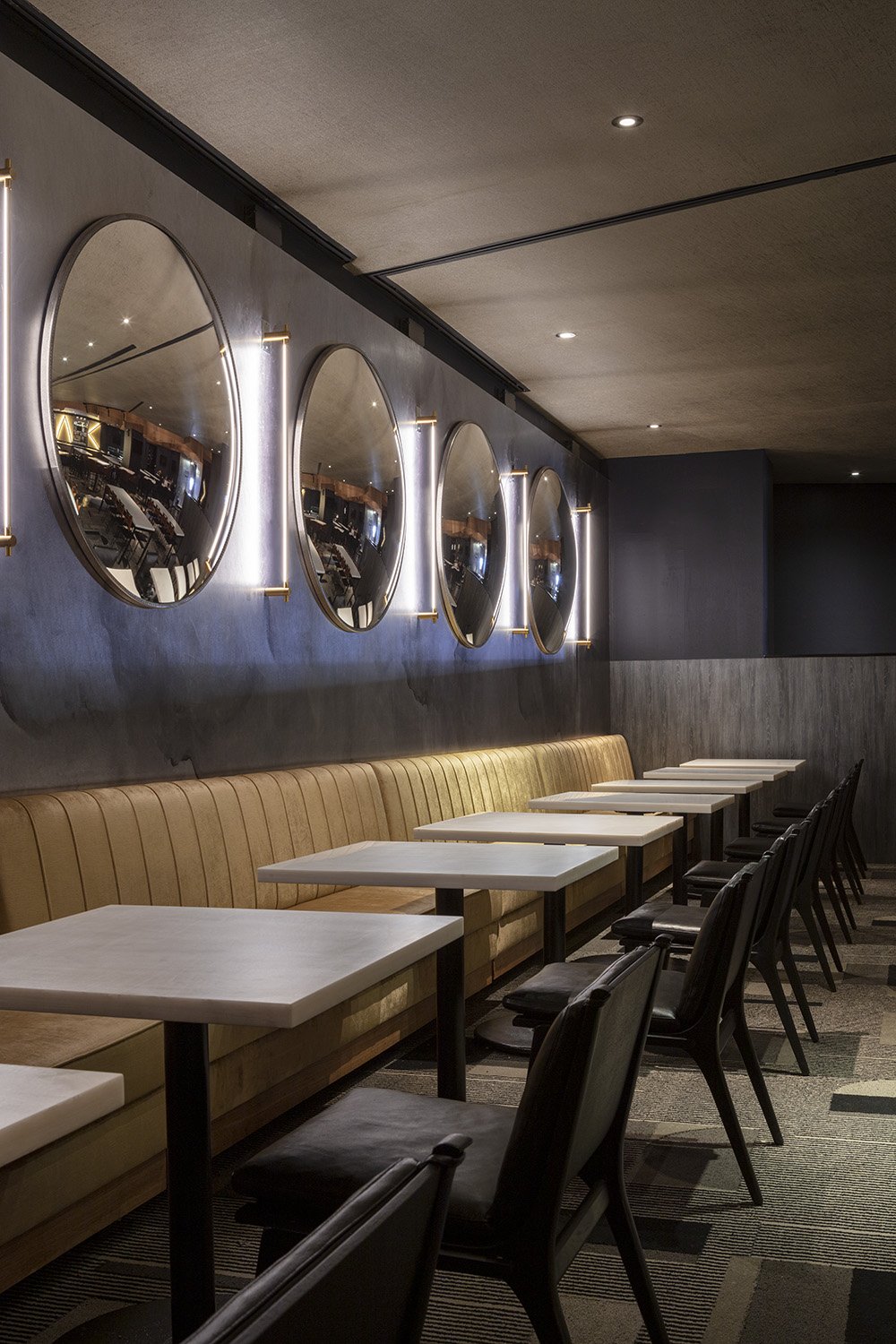 BarclaysDiamondLounge_pho_005_src.jpg