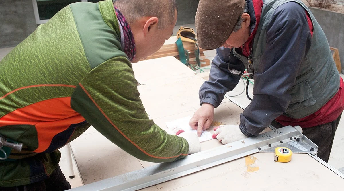 Measuring and marking pipes