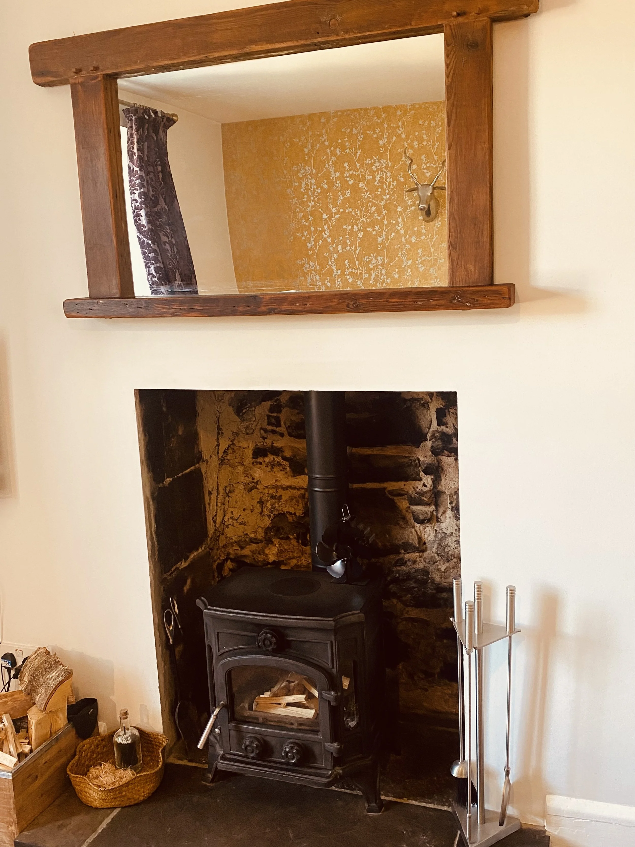 BOTHY FIREPLACE.jpeg
