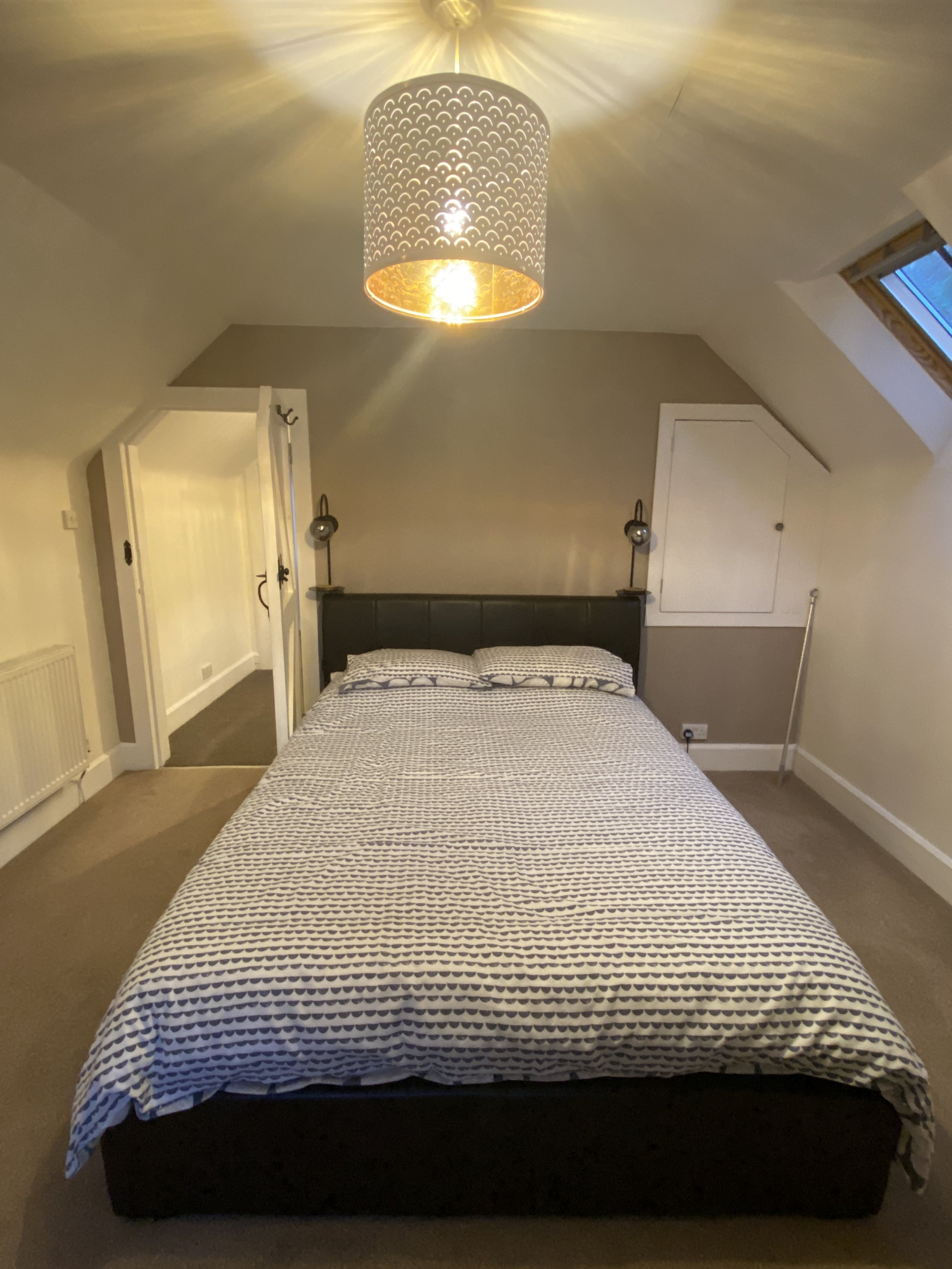 COACHMANS FRONT BEDROOM.jpg