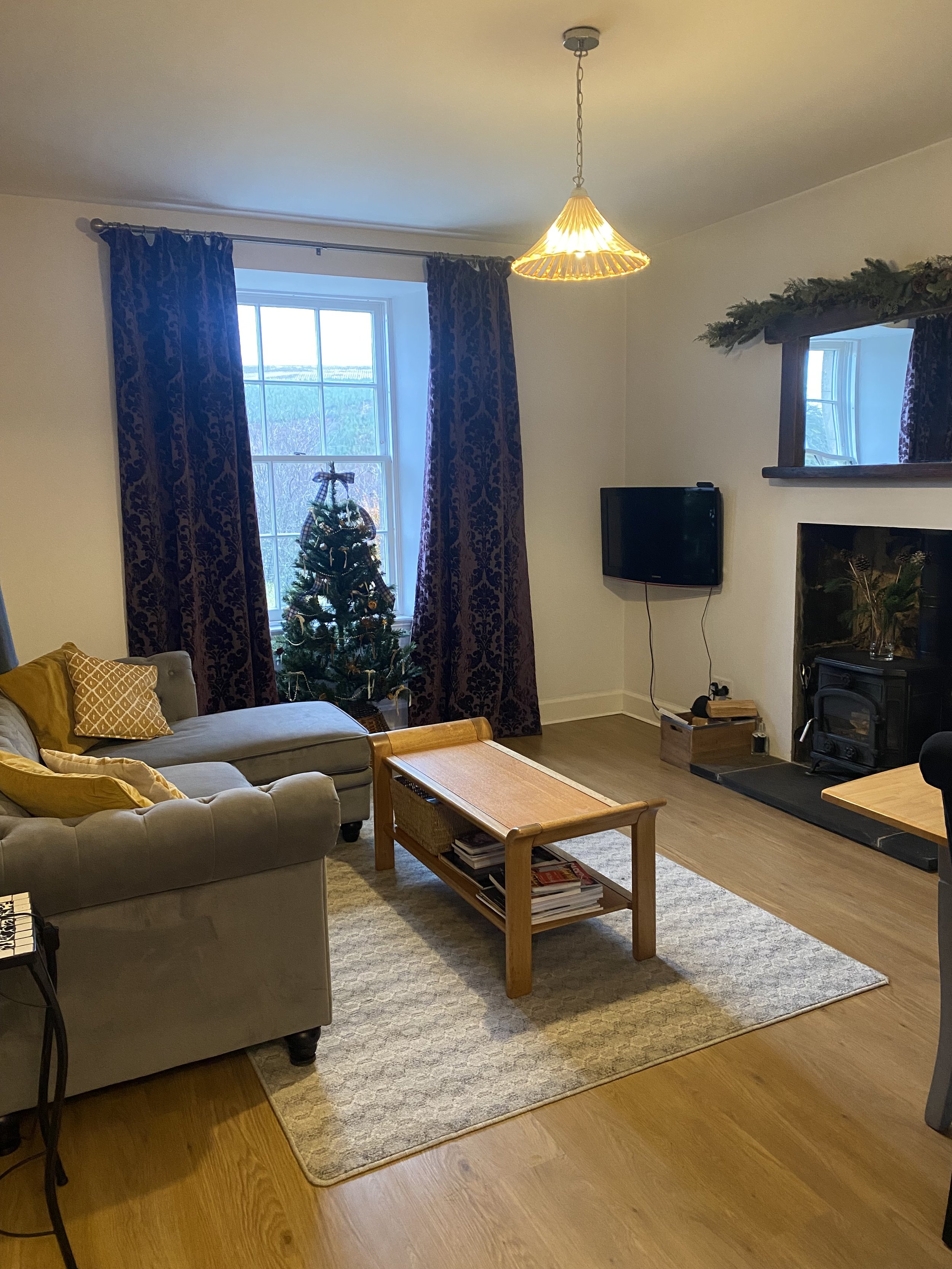 BOTHY LOUNGE XMAS.jpeg