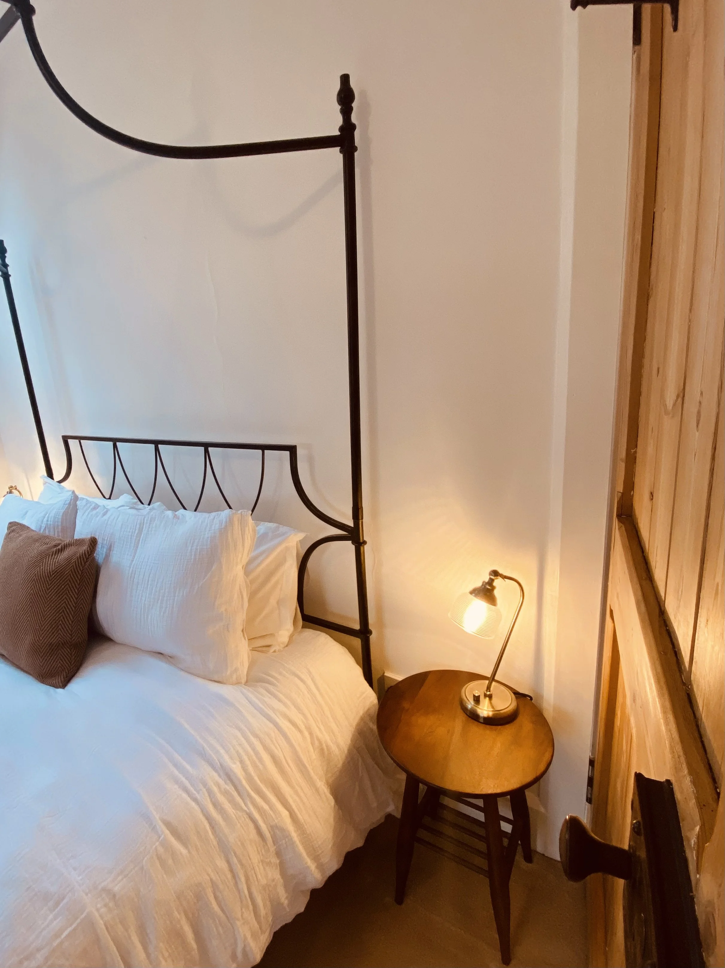 BOTHY BEDROOM NEW DETAIL.jpeg