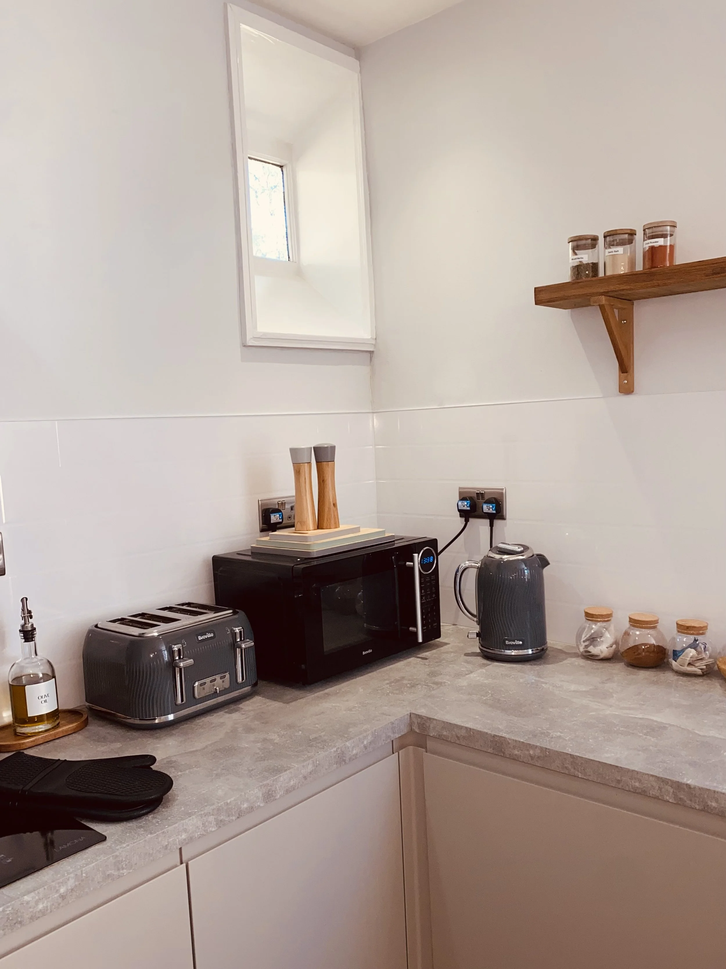 COACHMAN'S KITCHEN NEW DETAIL.jpeg