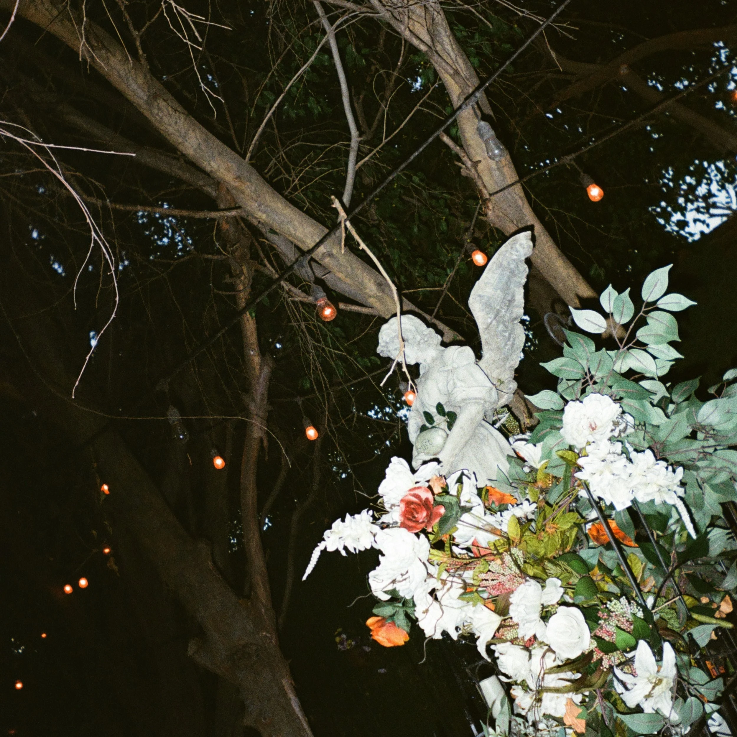 ⚔️ ⚔️⚔️⚔️⚔️⚔️⚔️
Hosts: @revelgirl.inc 

Venue: @losangelesgardenweddings 
GUILDHALL:
@hexgirljules 
@oddartbydonna 
@velvetdames 
@mometal_ 
@copyghost_ 
@theartofavalon 
@friendsofdaisies
@cathycorn_cards 
@9cupstarot 
@wolfwitchapothecary 
@goldens