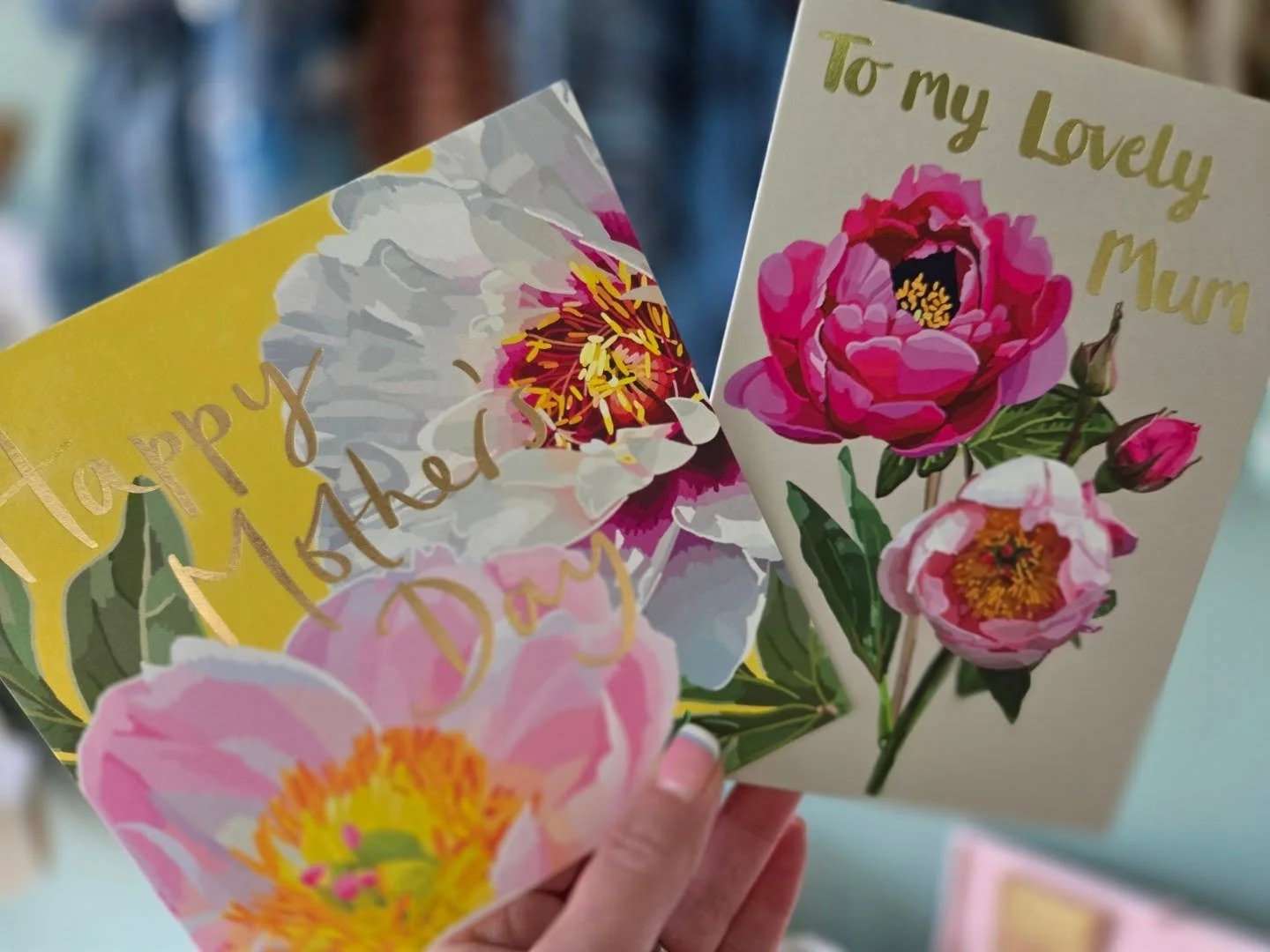 beautiful mother's day cards 🌸

by @sarahkellehercards 🫶

#mothersdaycards #flowers #handwritten #jewelleryandgiftshop #familybusiness