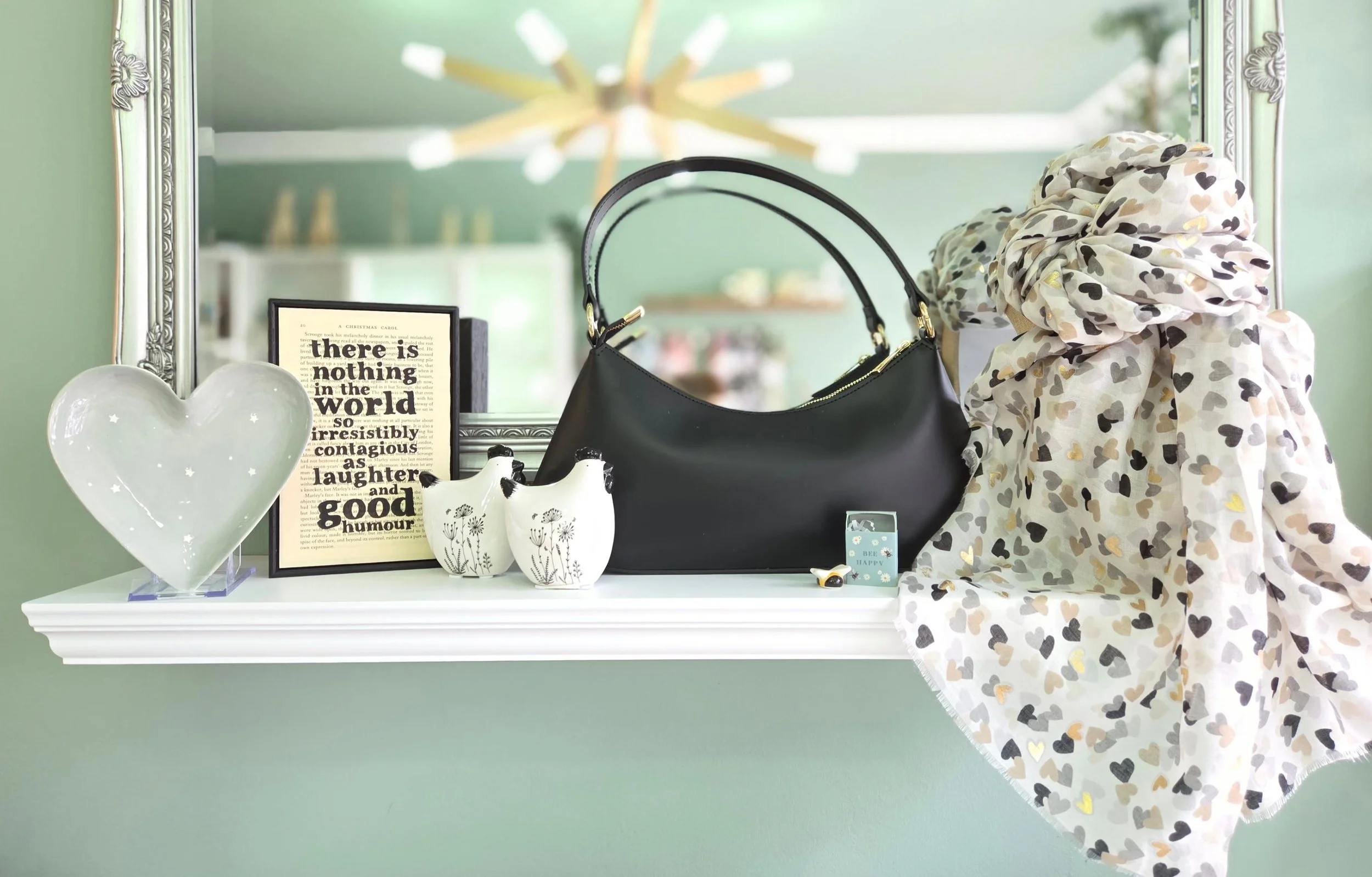 black is always in season 🖤

have a wonderful weekend everyone x

#blackaccessories #weekendvibes #ely #cambridgeshire #giftideas