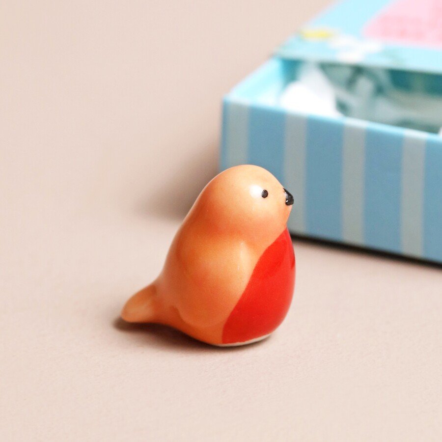 Tiny Matchbox Ceramic Robin stood.jpeg