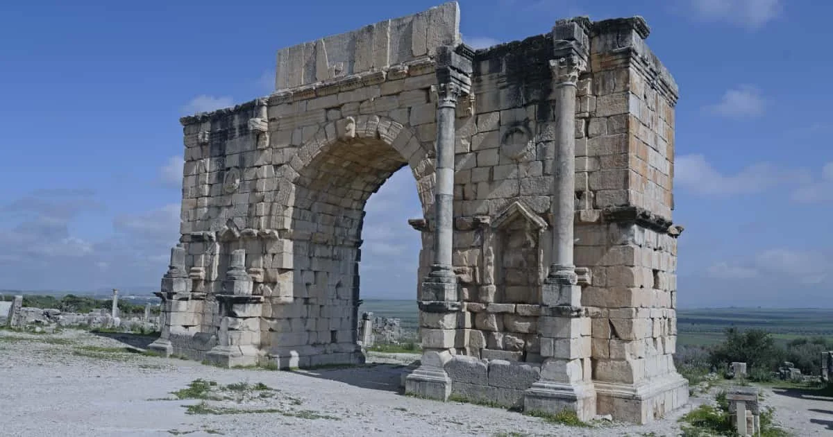 arco romano de medio punto en piedra