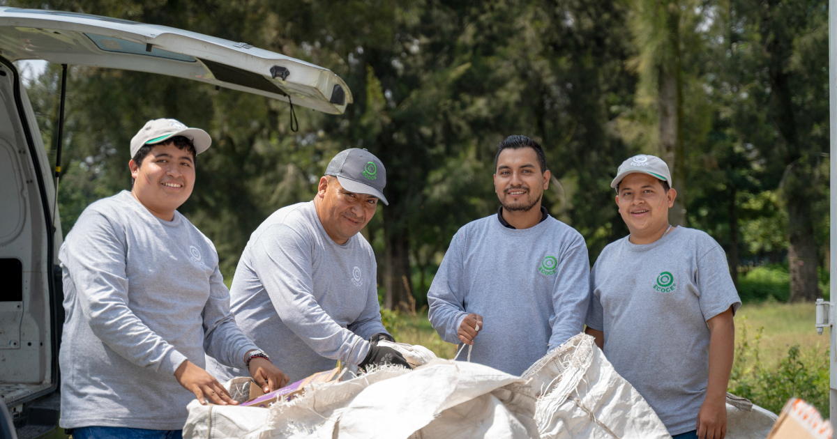equipo de reciclaje ecoce