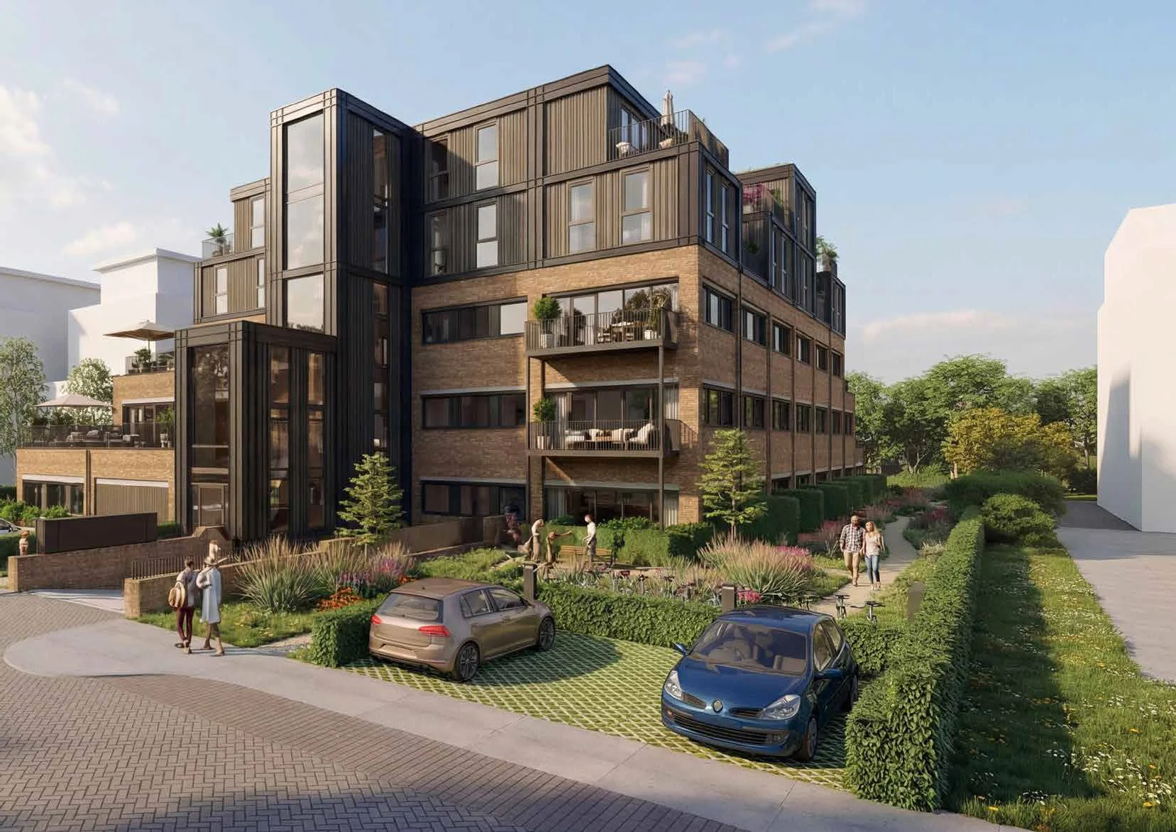 Moderne appartementencomplex met meerdere verdiepingen, grote ramen en balkonnetjes, omgeven door groene tuin en parkeerplaatsen. Mensen wandelen en fietsen in de tuin, auto's staan geparkeerd.